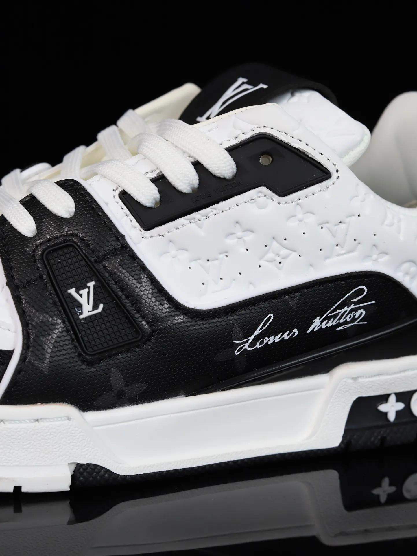 Louis Vuitton 运动鞋