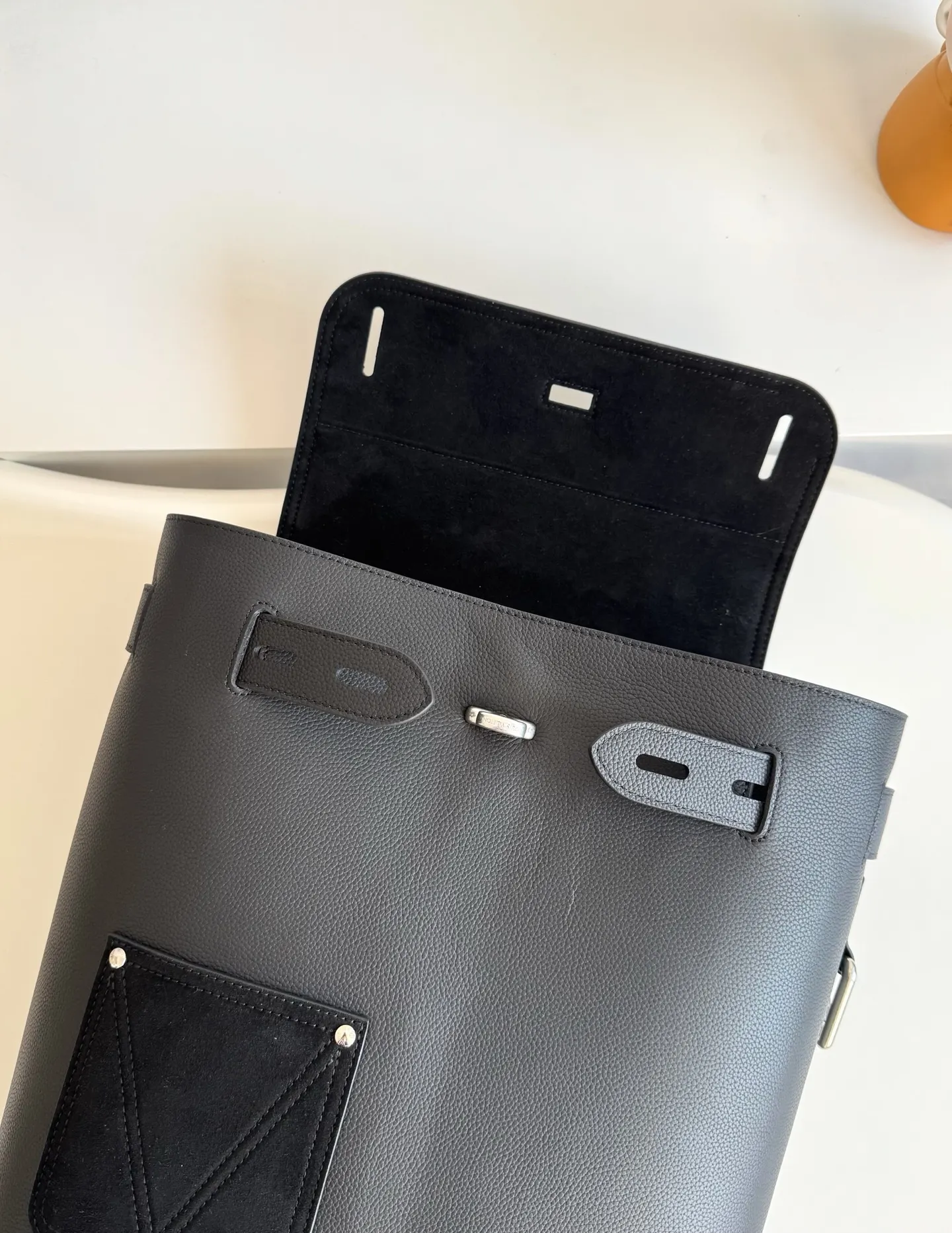 LV 牛皮 双肩包 实用双肩款