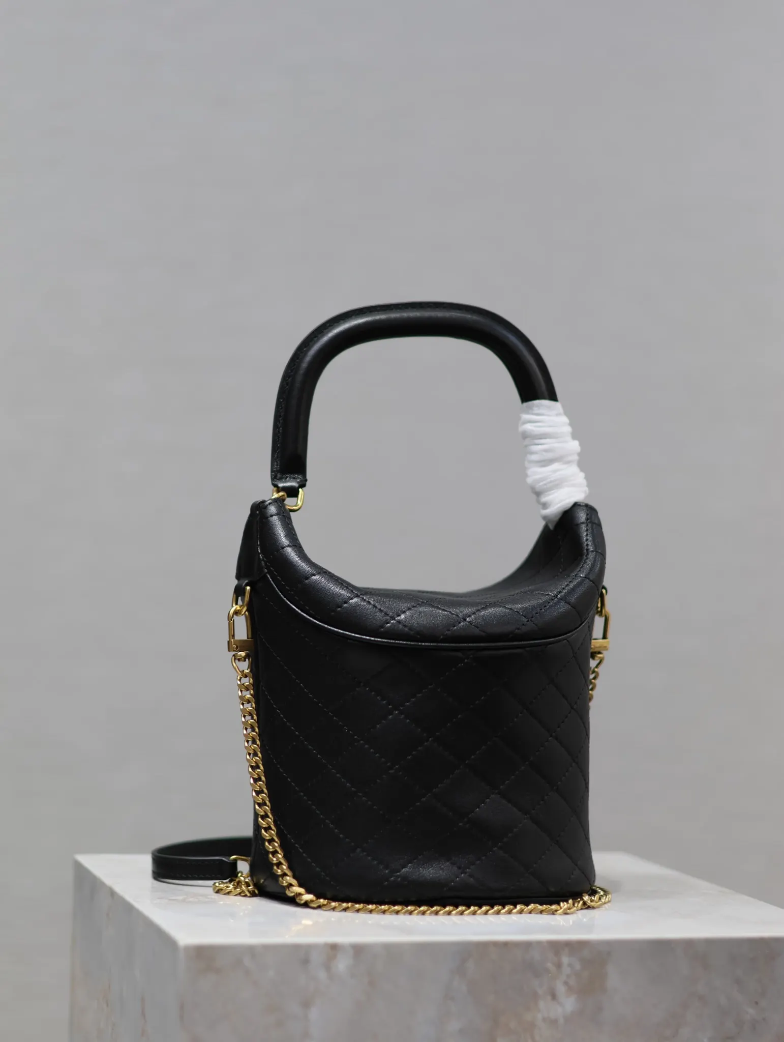 YSL 黑色 GabyBucket翻盖水桶包 薯条包 见面 链条包 精致链条款