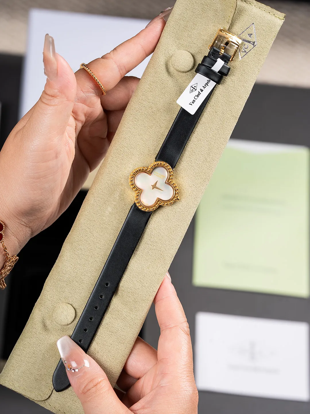 Van Cleef 批 盒 市场 VCA厂 手錶 經典腕表款