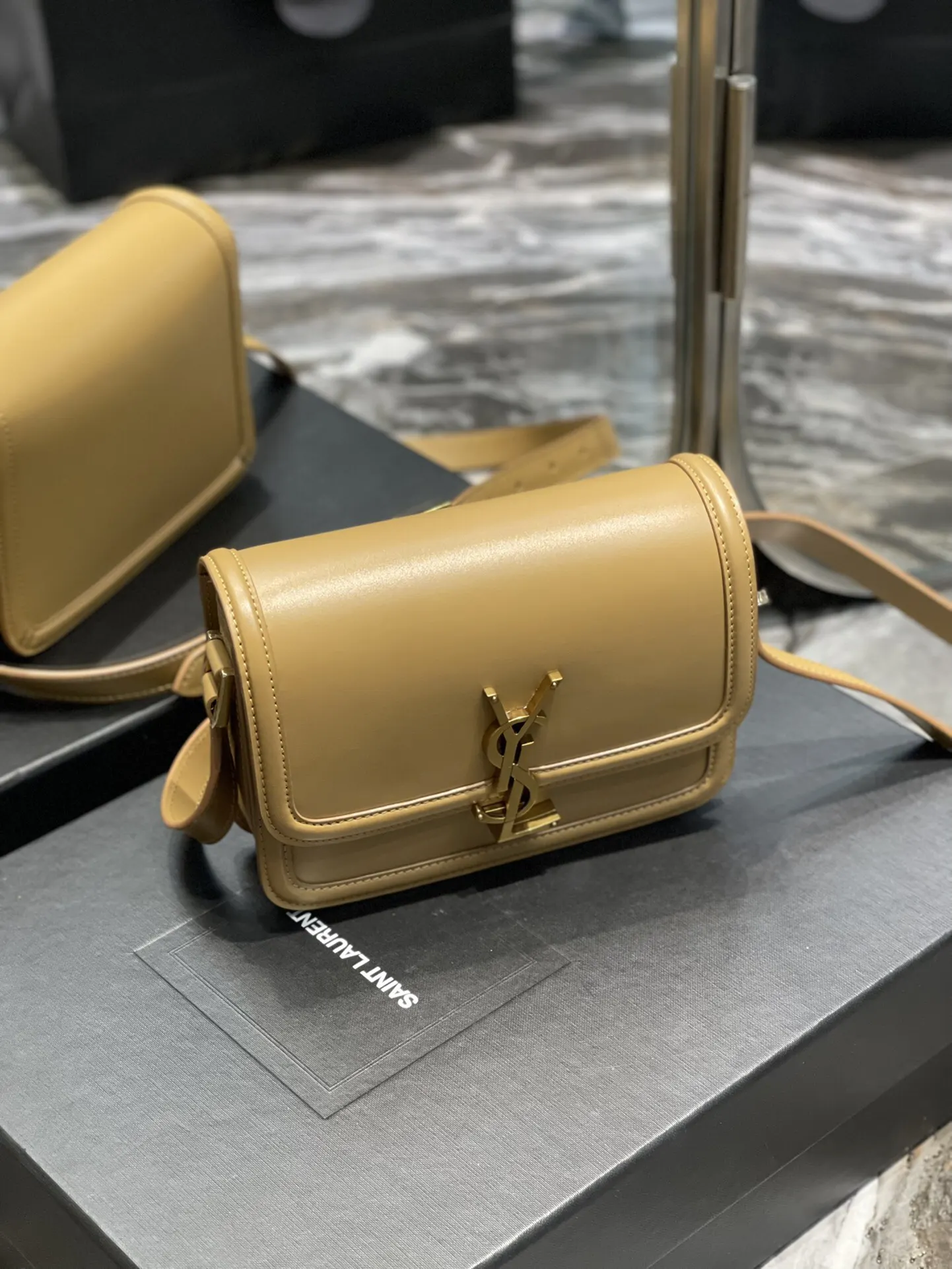 Hobo Shoulder Bag Vintage Leather