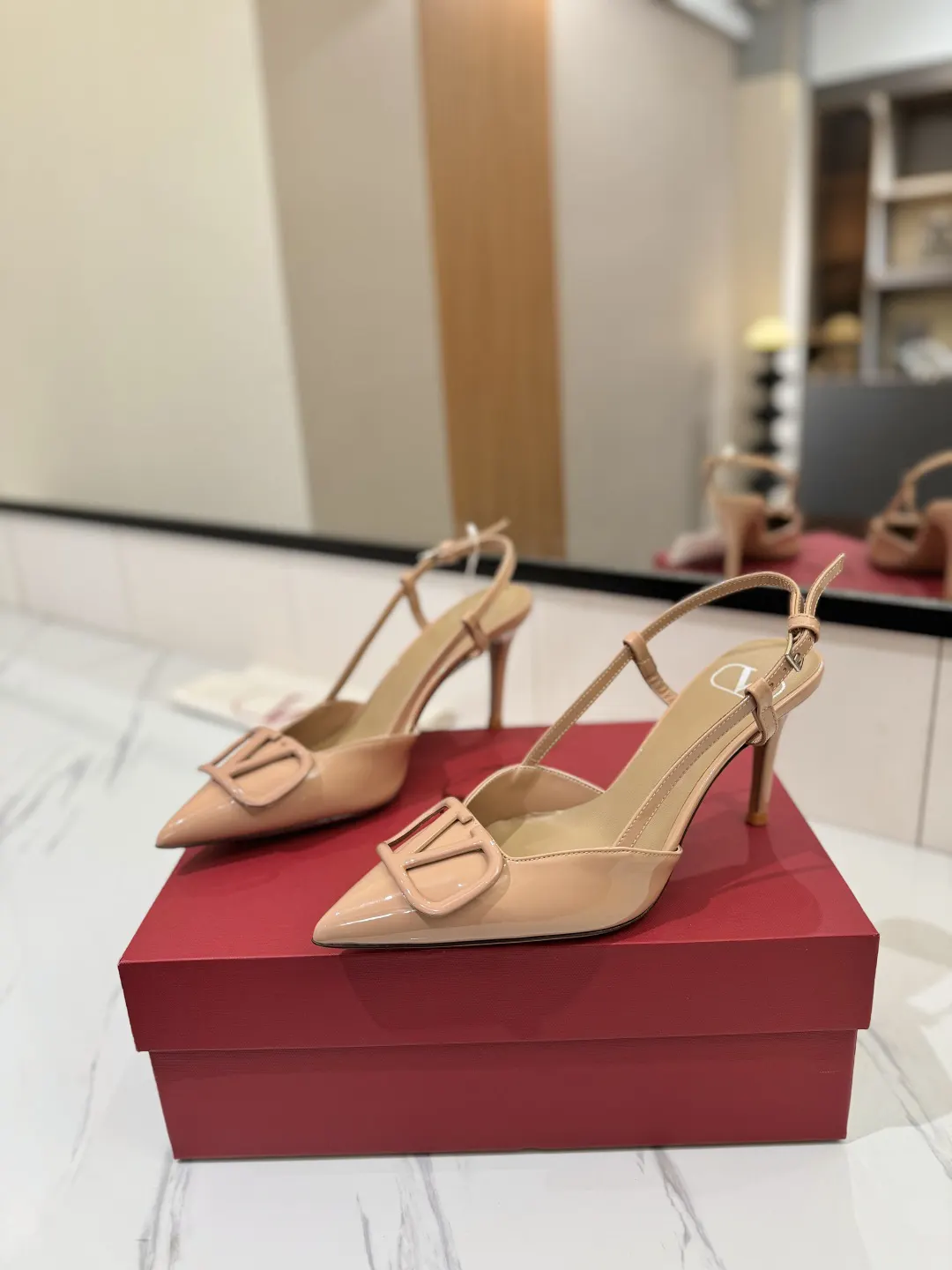 Valentino Image 2 Valentino Image 2