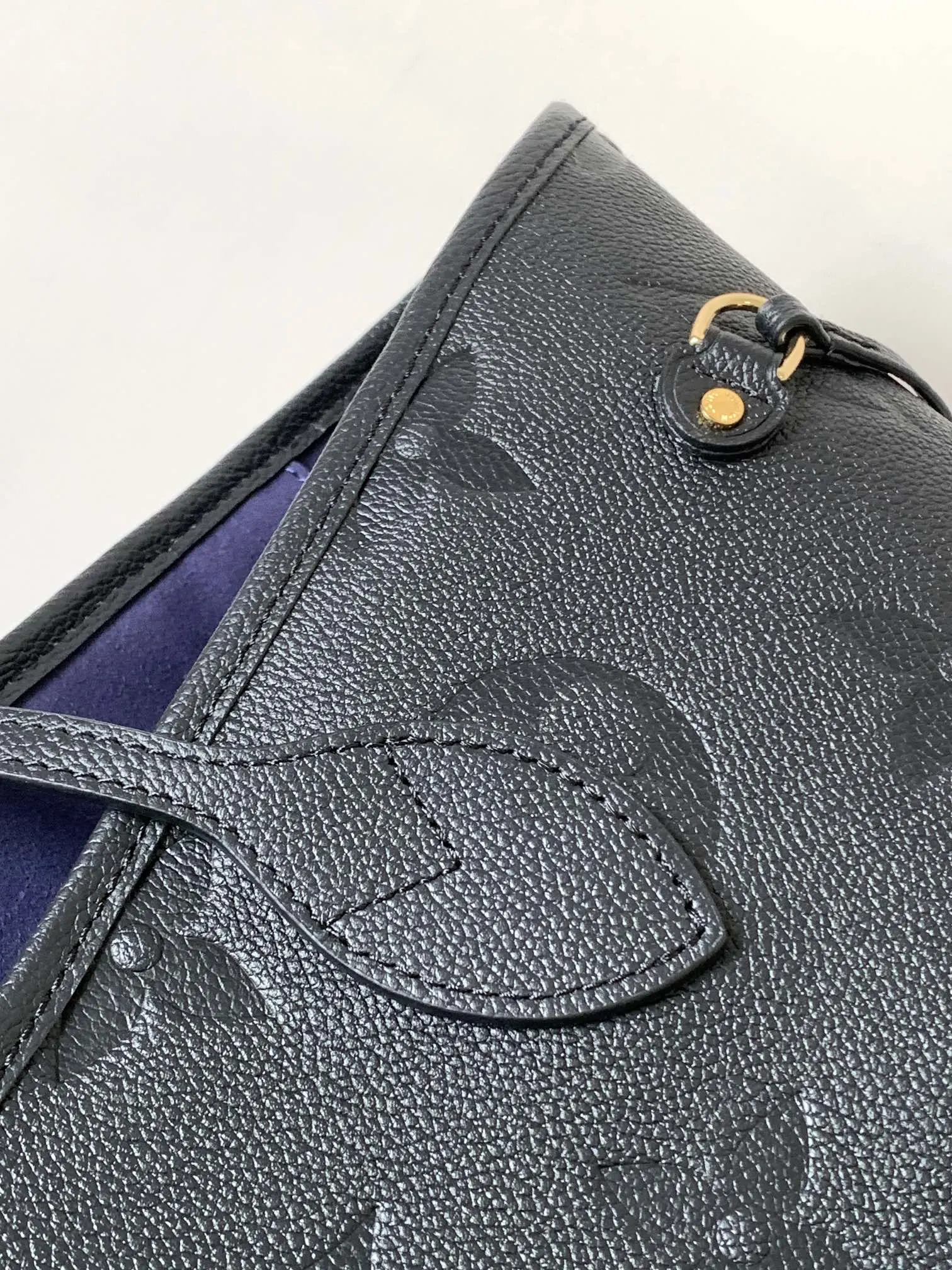 Neverfull 黑色 米白 手拿包 精致手拿款