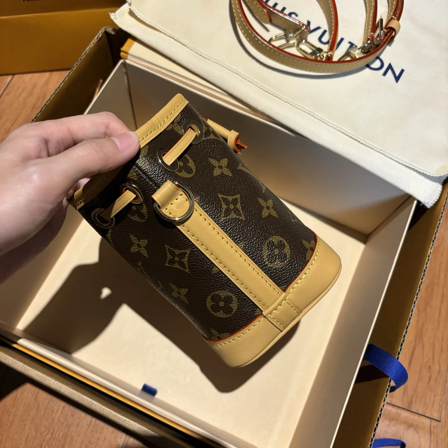 老花 小牛皮 迷你水桶包 NAÉ 手袋 休閒水桶款