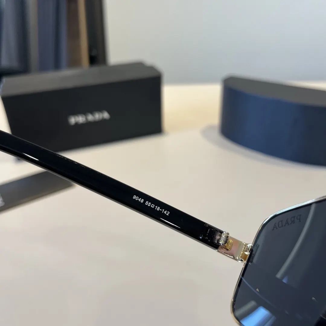 Prada 太阳眼镜 時尚遮阳 太陽鏡