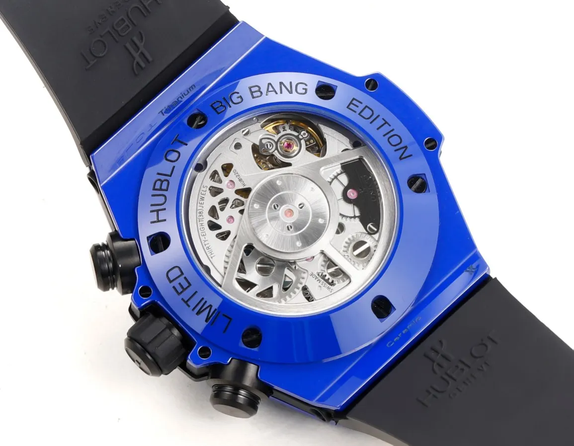 批 全新突破 彩色陶瓷问世 HUBLOT 宇 手錶 經典腕表款(數字9) 批 全新突破 彩色陶瓷问世 HUBLOT 宇 手錶 經典腕表款(數字9)