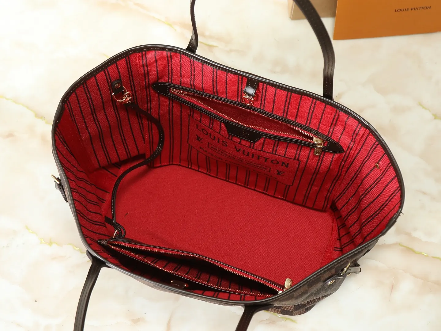 Neverfull 老花 帆布 手拿包 精致手拿款