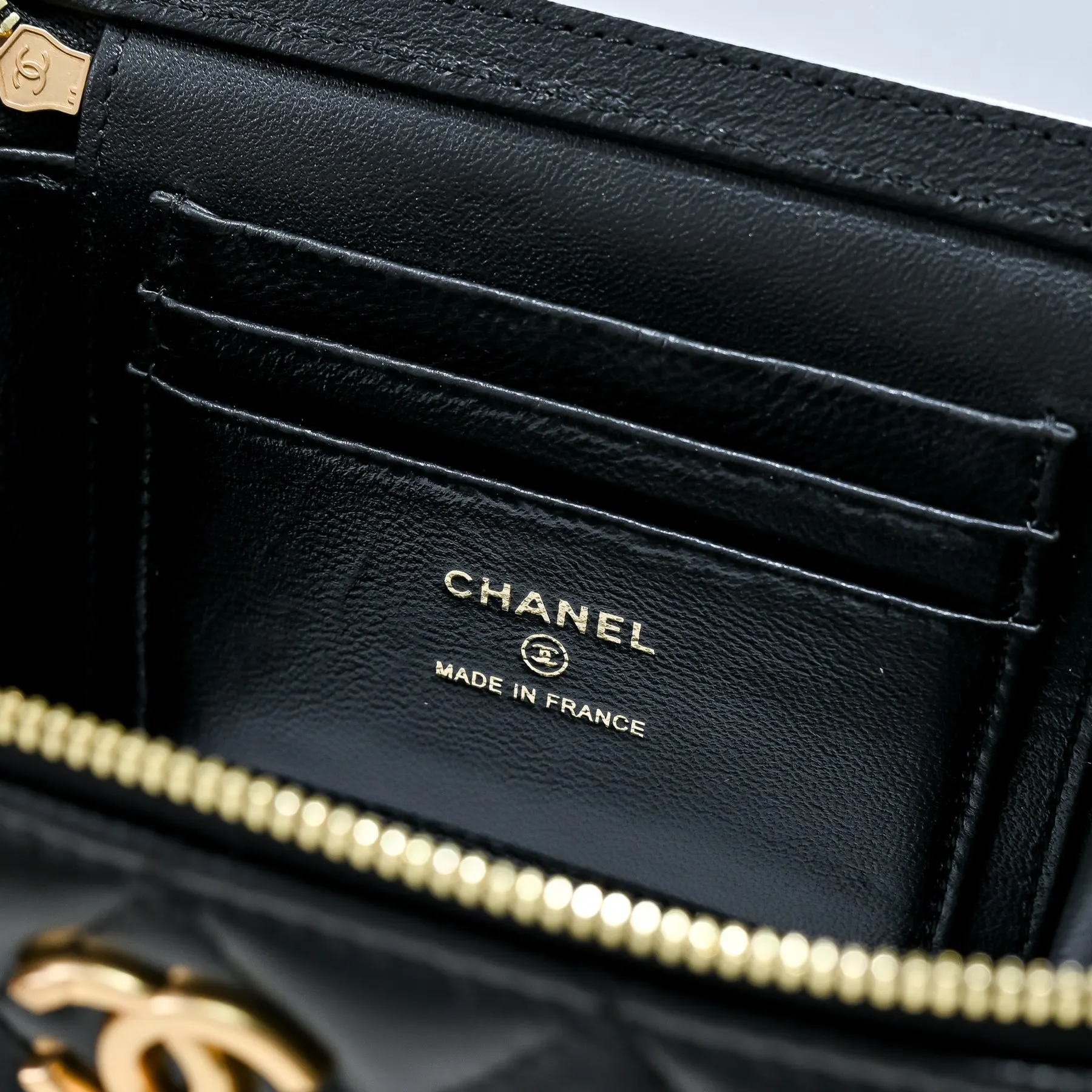 Chanel Cosmetic Pouch Vintage Fashion