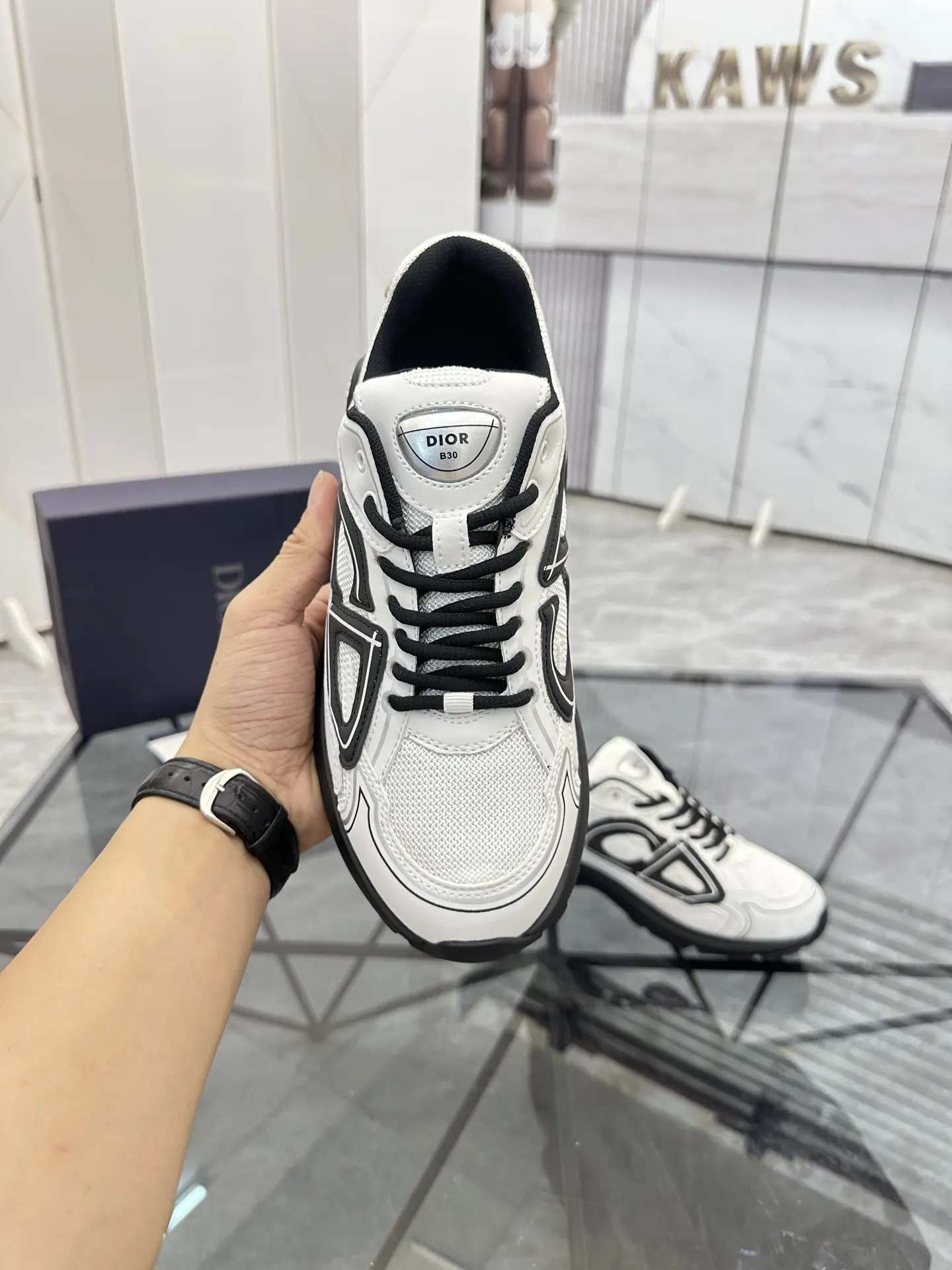 Dior B57 白黑拼色牛皮运动鞋 经典低帮款