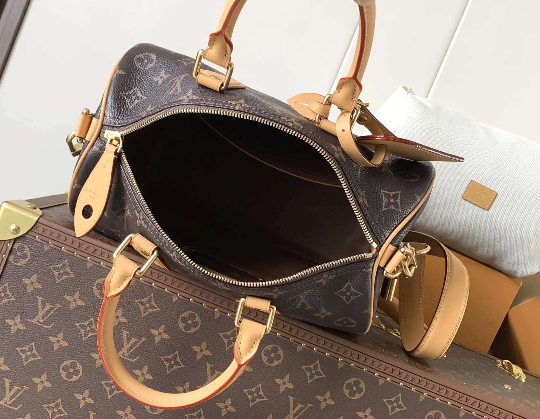 Black Brown Organizer Pouch Travel Leather