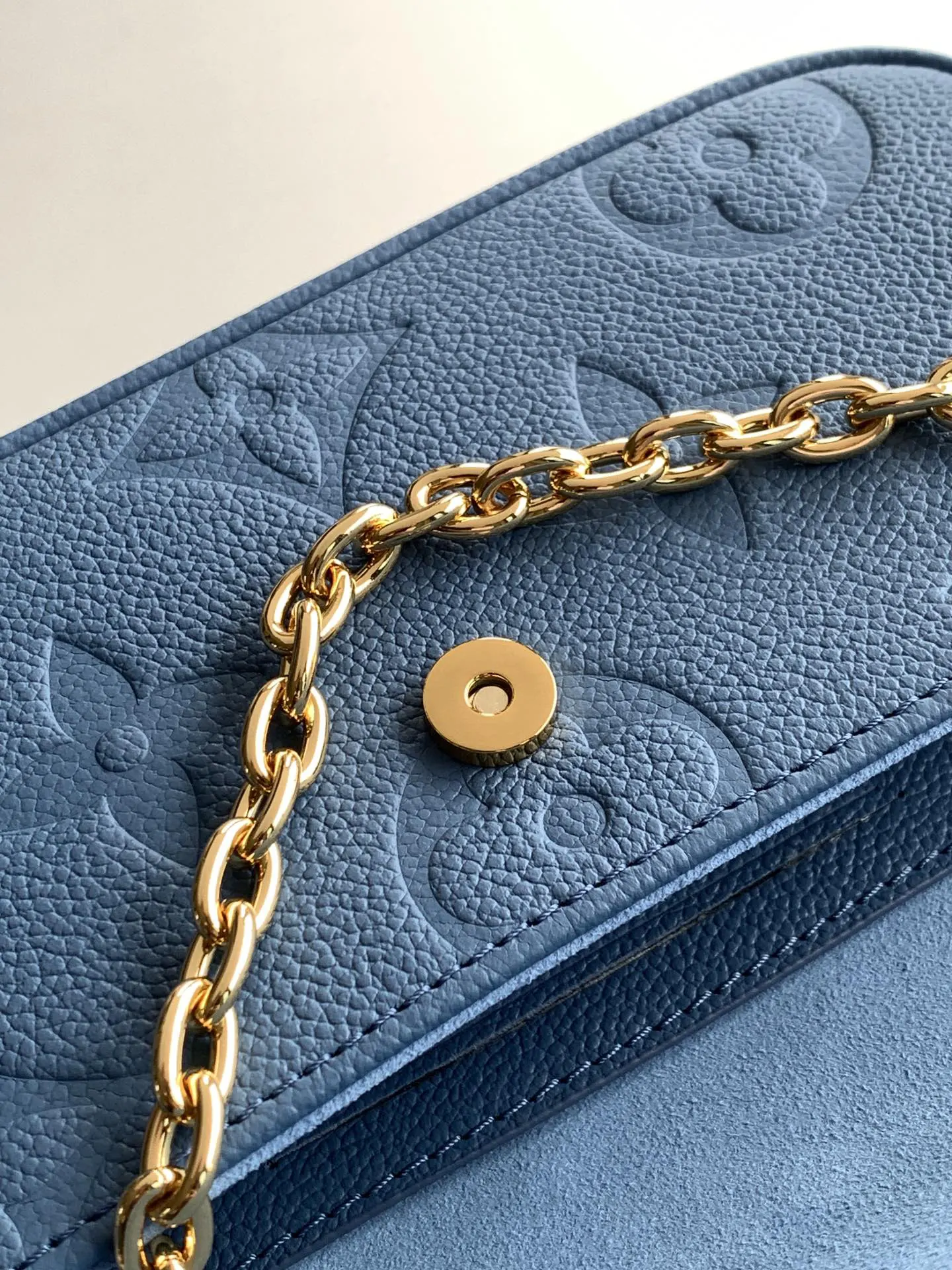 Black White Chain Bag Leather