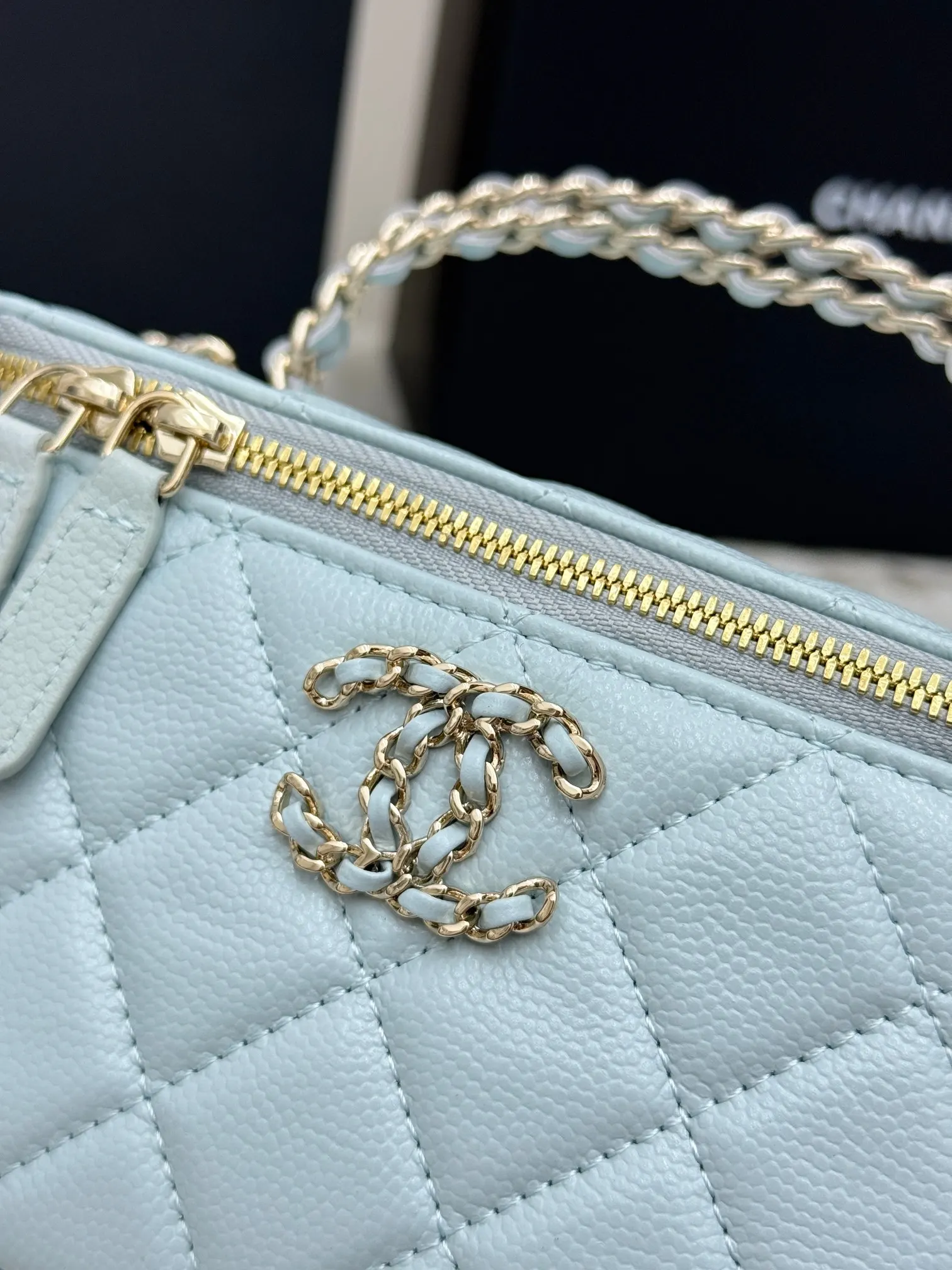 Chain Bag Leather