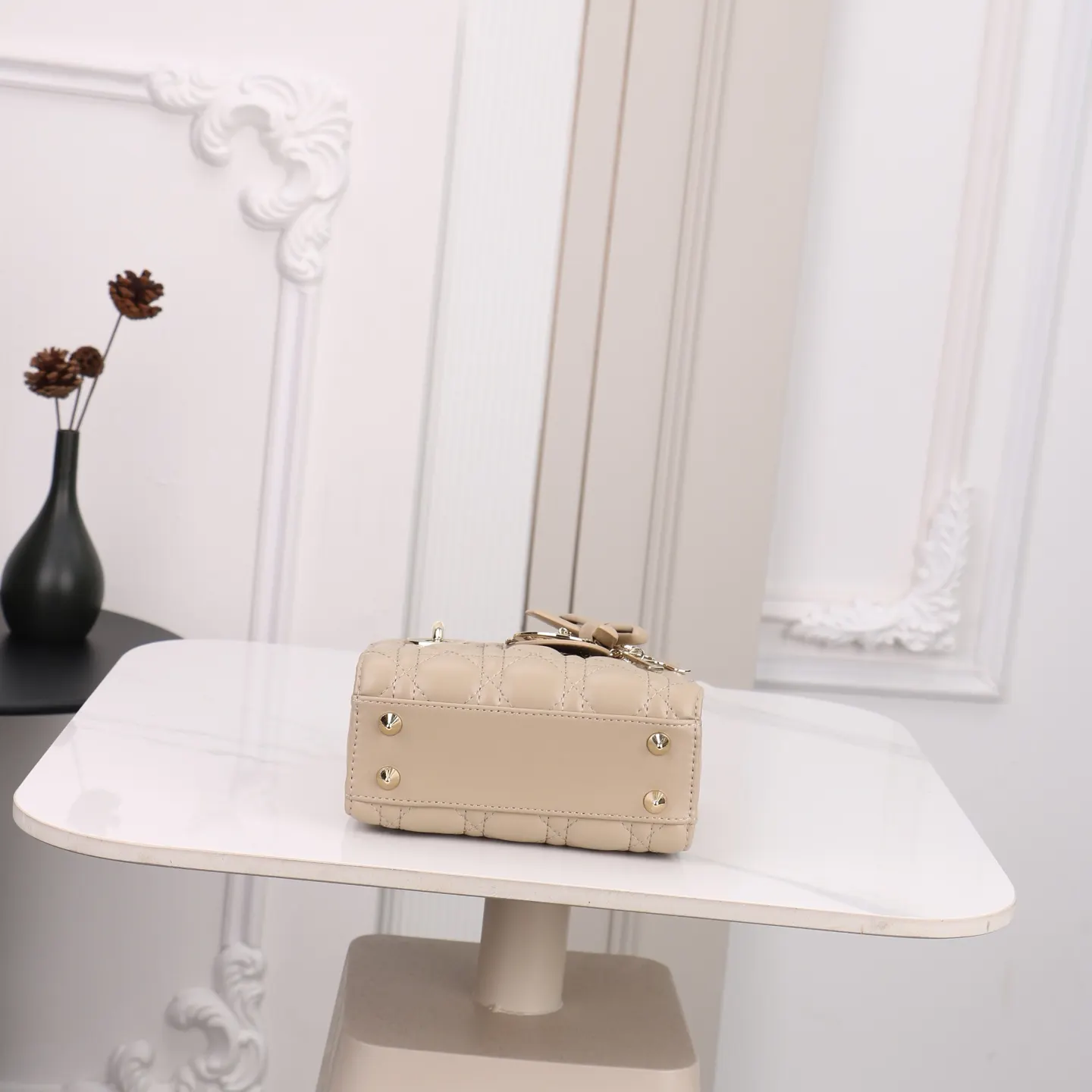Dior Lady Dior 小号 米色 皮革 手提包