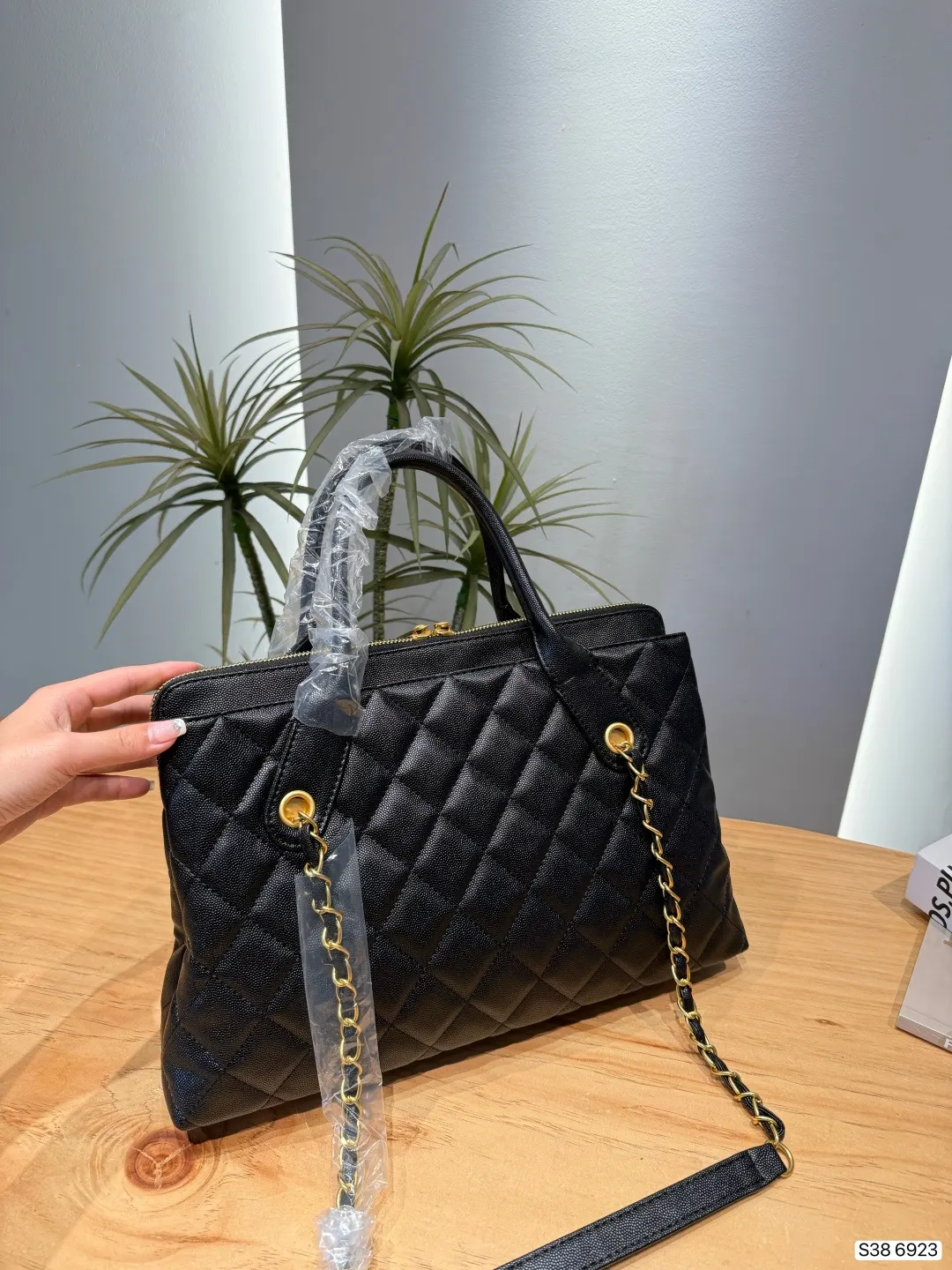 CHANEL 牛皮 托特包 大容量托特款