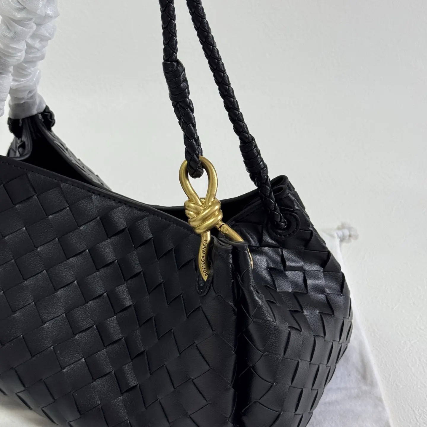 Bottega Veneta 腋下包 復古腋下背款(數字5) Bottega Veneta 腋下包 復古腋下背款(數字5)