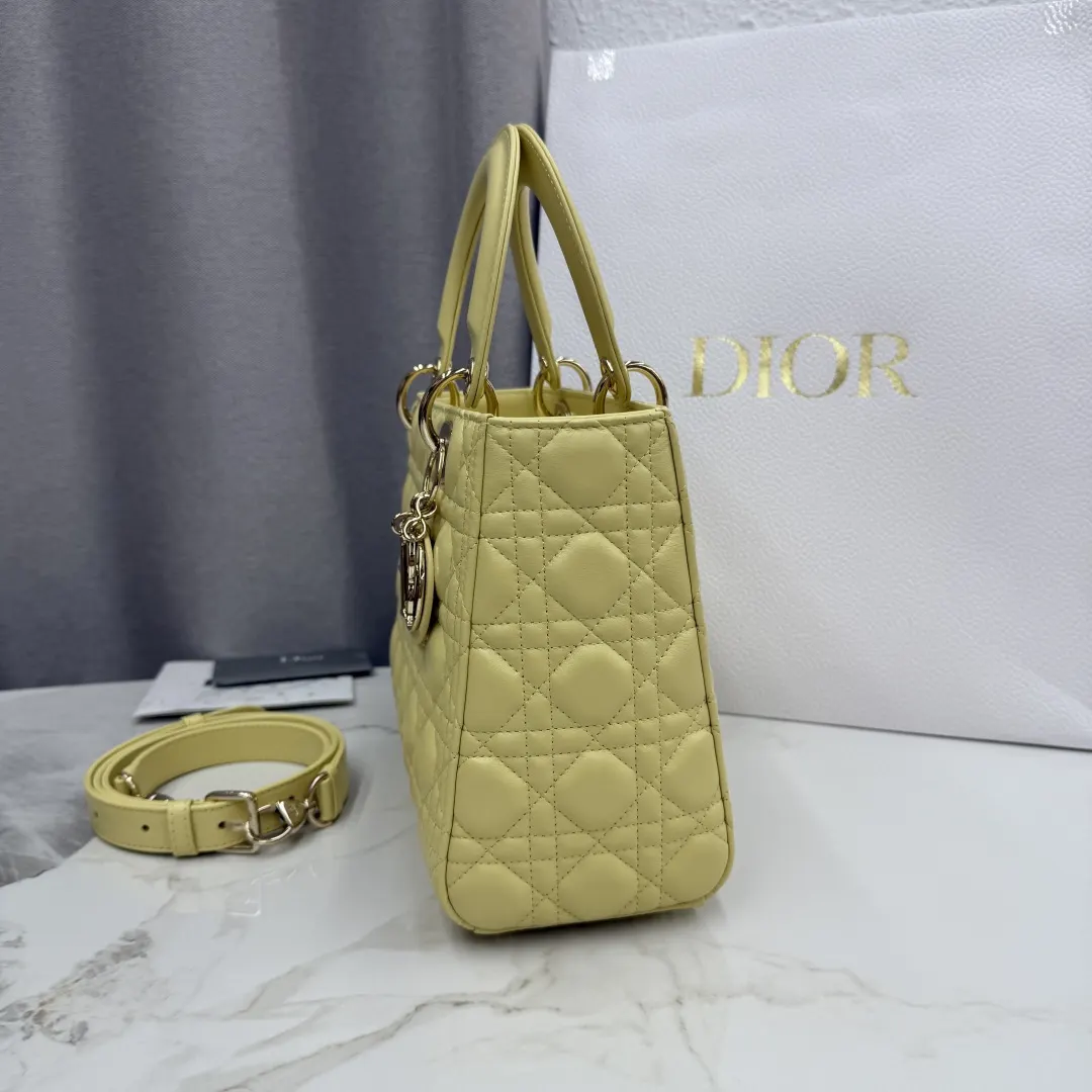 Dior Lady Dior 黄色羊皮卡夹 标签细节款 复古款