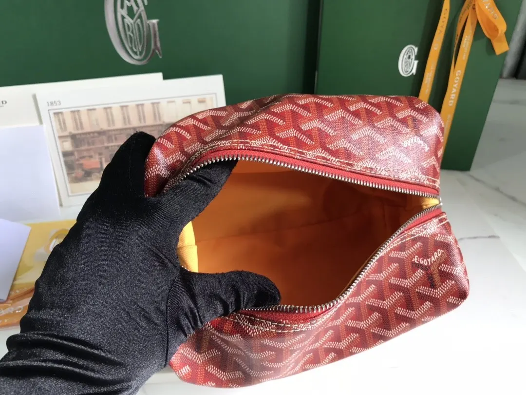 Goyard Clutch Bag Image 8 Goyard Clutch Bag Image 8