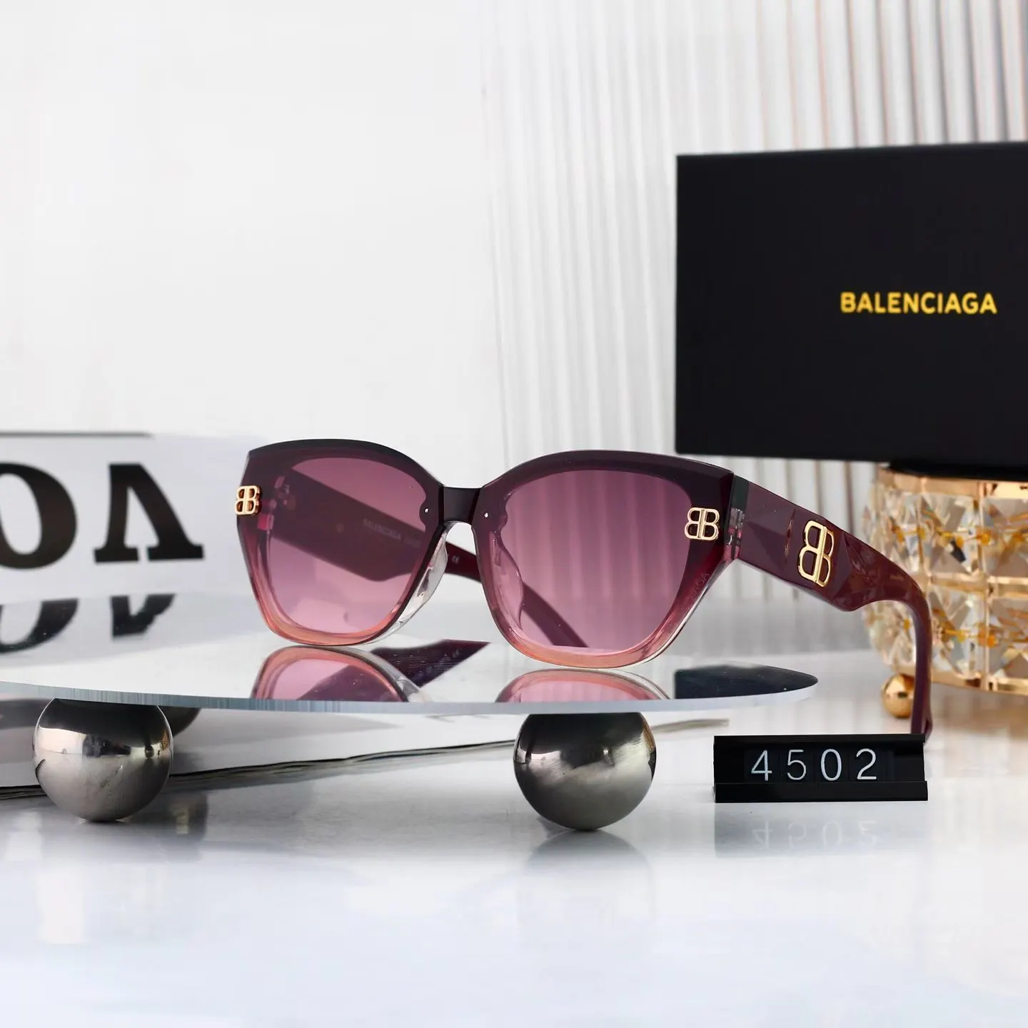 Balenciaga 太阳镜 精致搭配