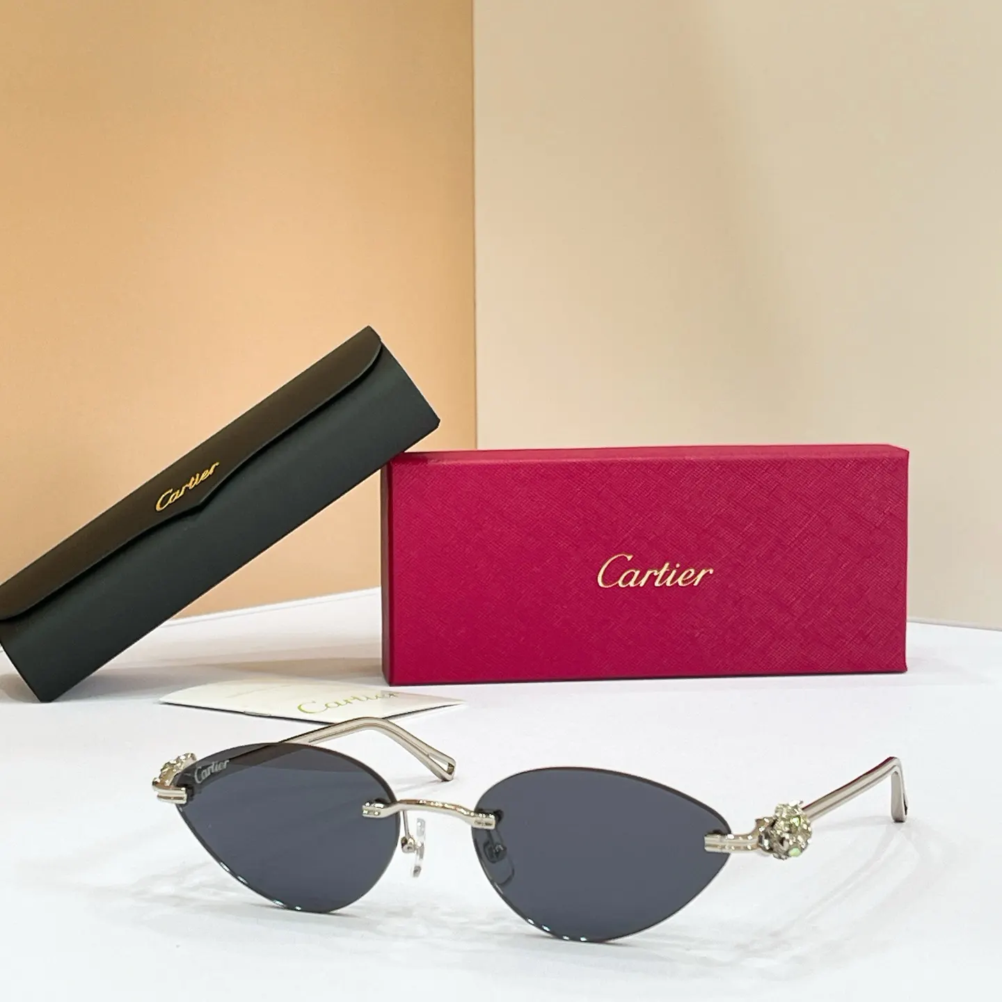 Cartier 墨镜 时尚防晒款 款29