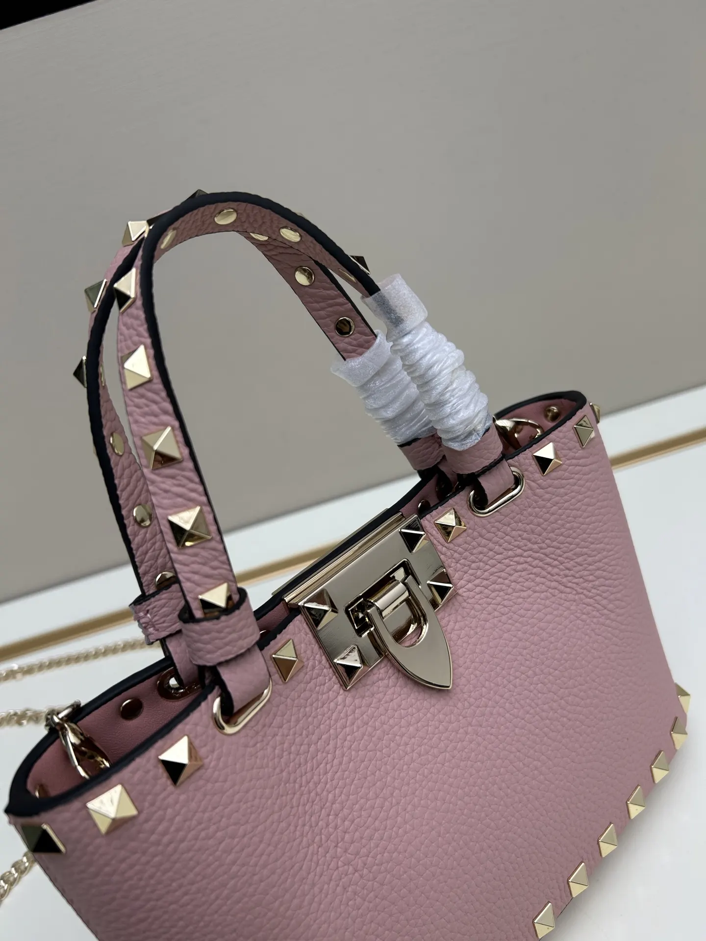 小牛皮 批 上架 VALENT链条包 精致链条款