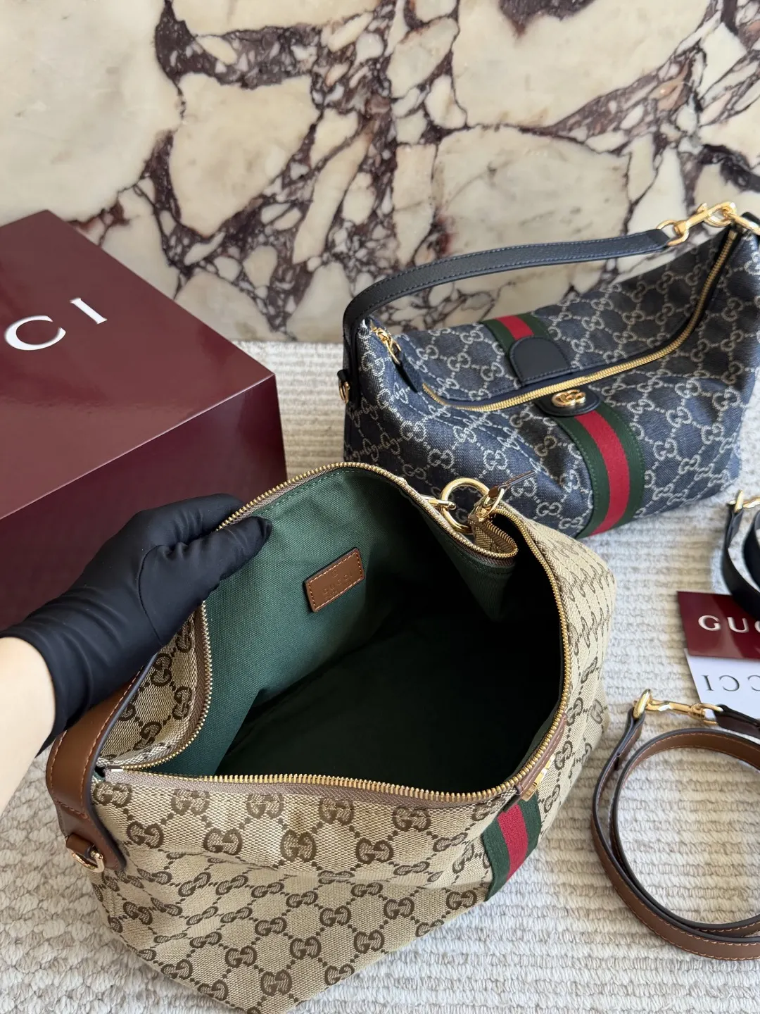Gucci GG Supreme 老花相机包 单肩斜挎 斜挎包