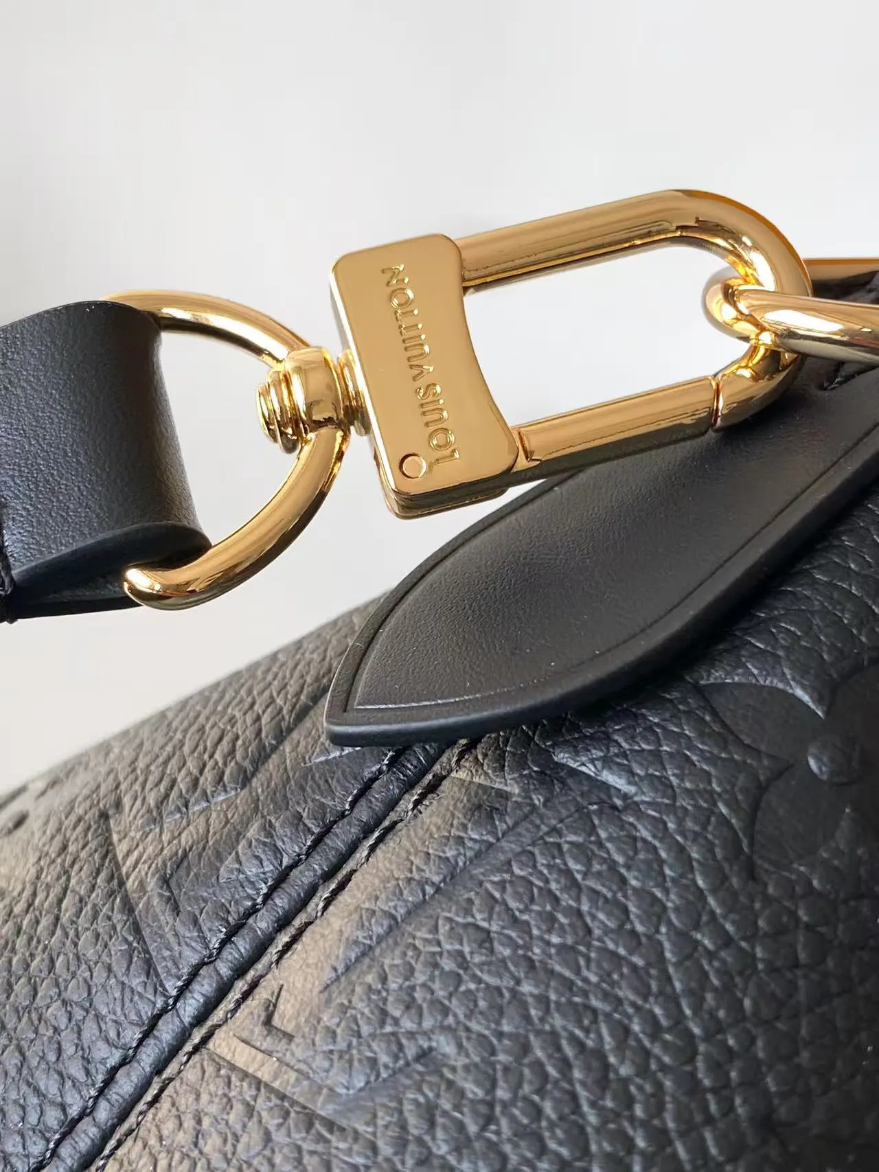 Louis Vuitton Tote Bag Commuter | ORBUYBAG