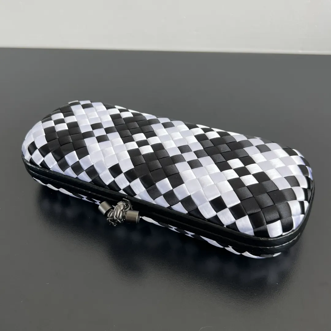 Bottega Veneta 化妆包 便携收纳款