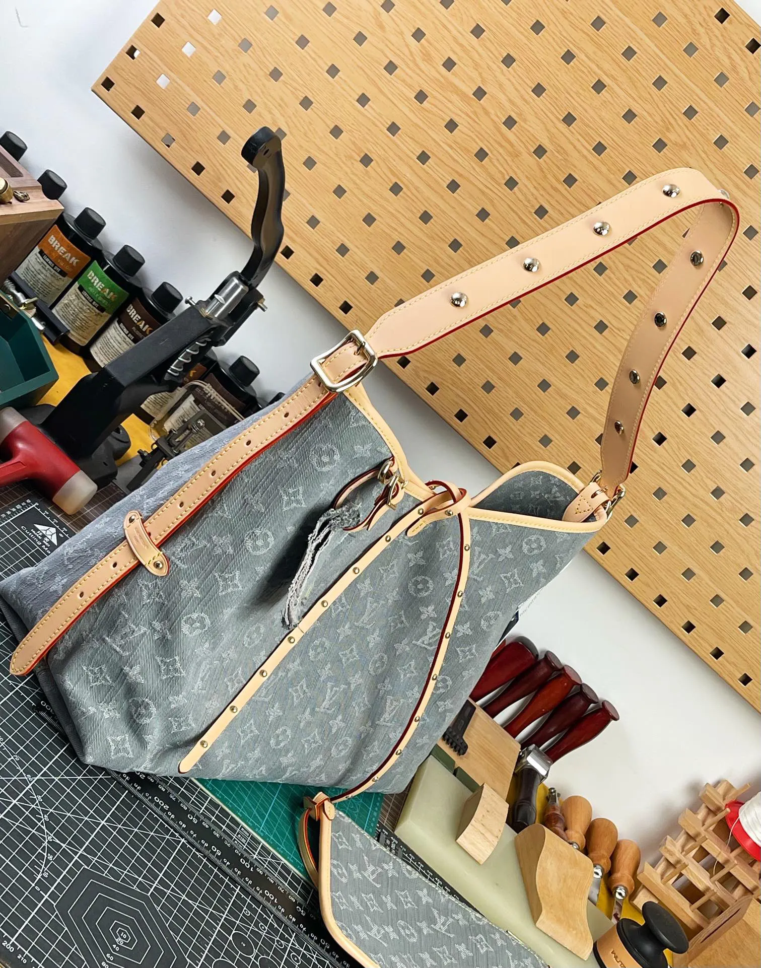 LV CarryAll Mo收纳包 旅行收纳款