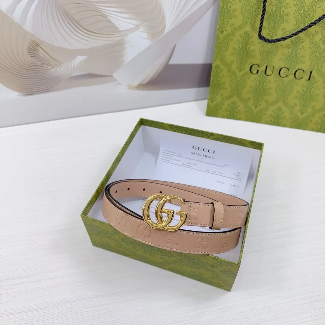 Gucci Double G 双G扣牛皮双面腰带