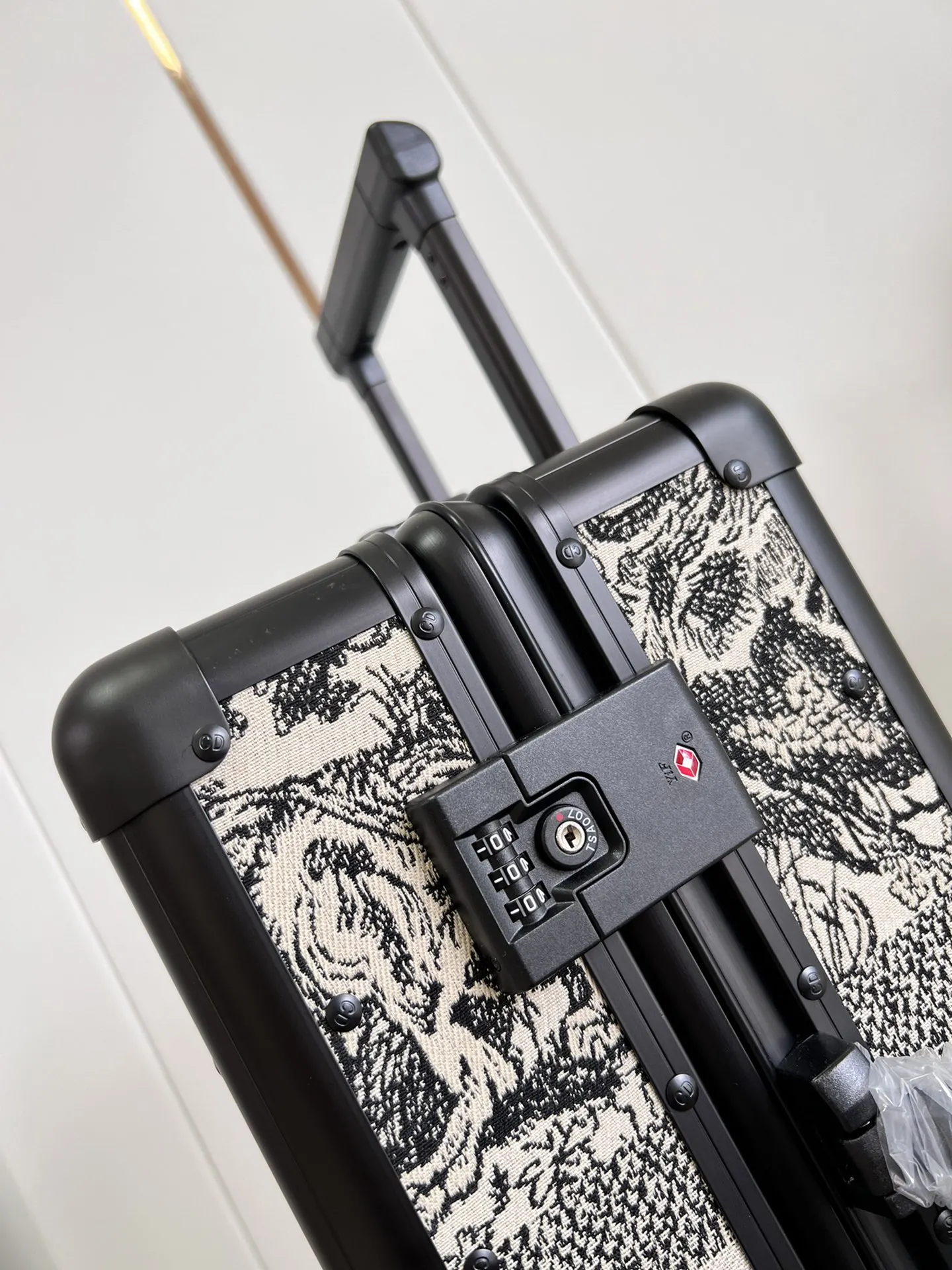 Saddle 老花 小牛皮 行李箱 旅行拉杆款 轻便出行款