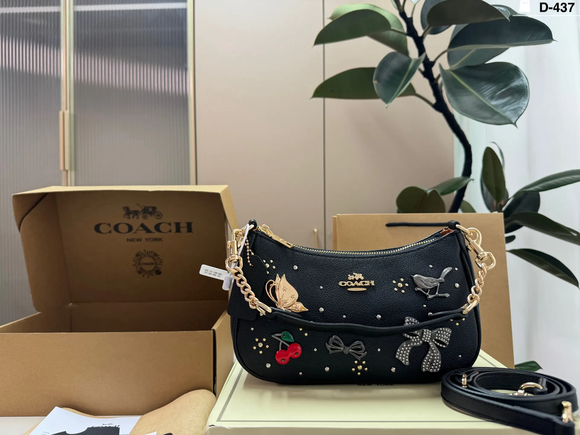 Coach Style Image 2 Coach Style Image 2