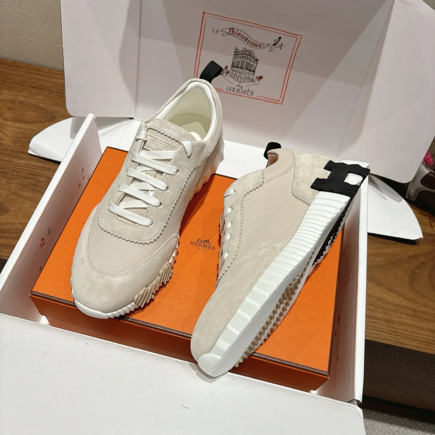 Hermès SS 运动鞋(數字3) Hermès SS 运动鞋(數字3)