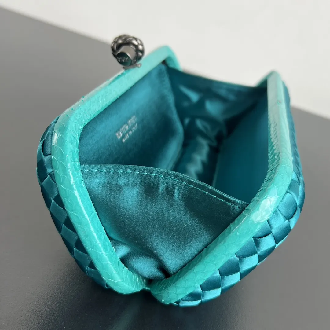 Cosmetic Pouch