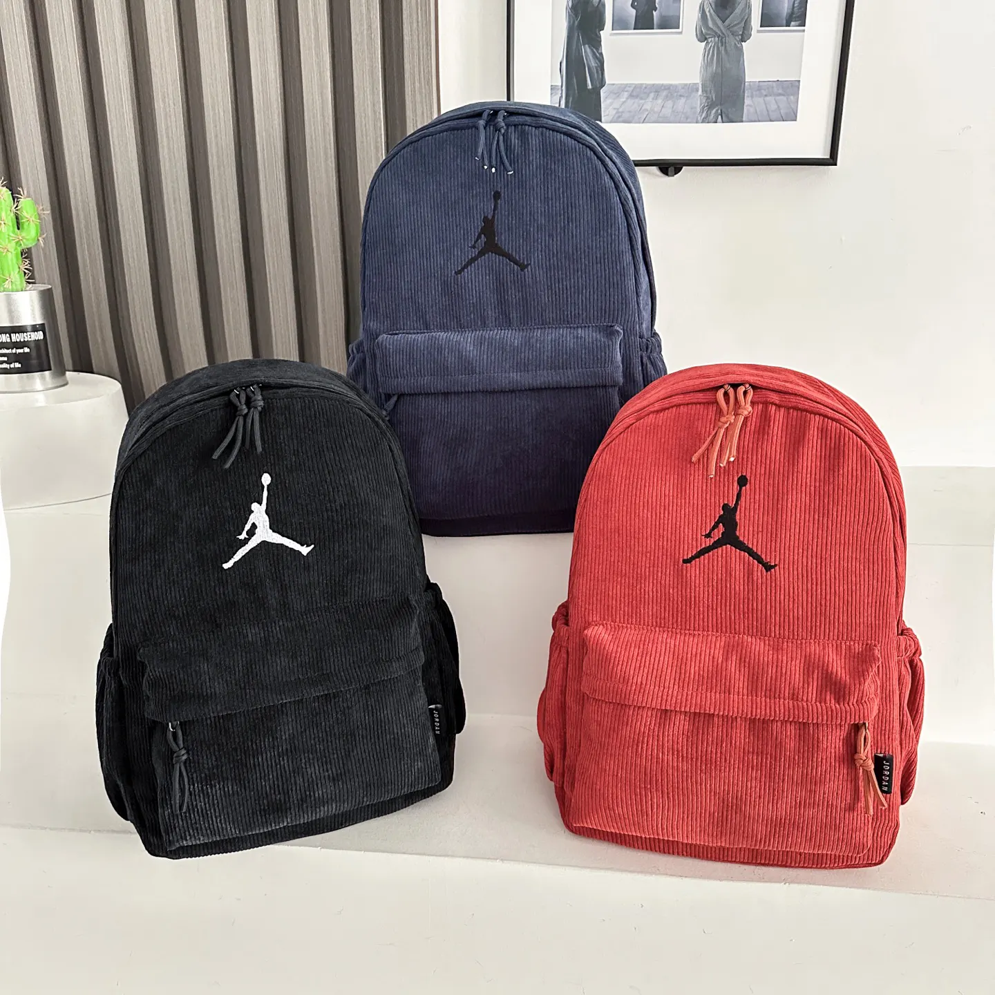 AIR JORDAN乔丹飞人 男女同款灯芯绒休 雙肩包 实用雙肩款