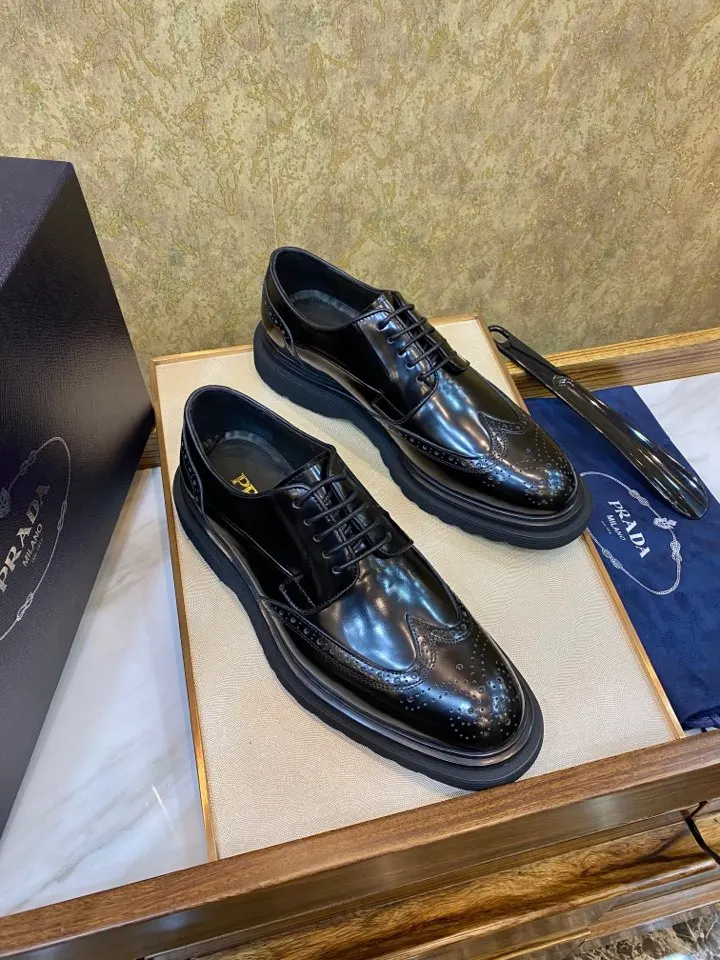 PRADA 牛皮 休闲鞋 舒适百搭款