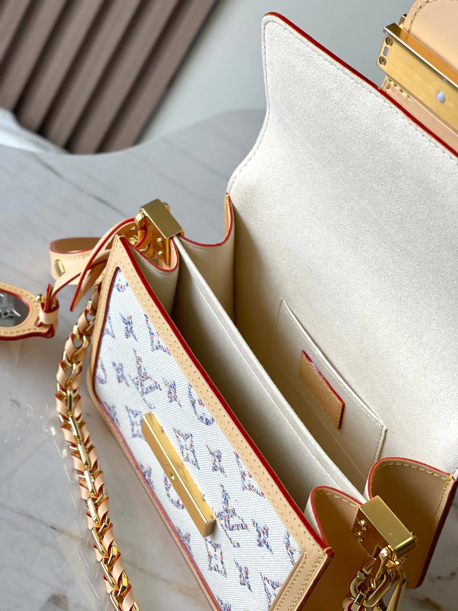 Louis Vuitton Chain Bag Image 9 Louis Vuitton Chain Bag Image 9