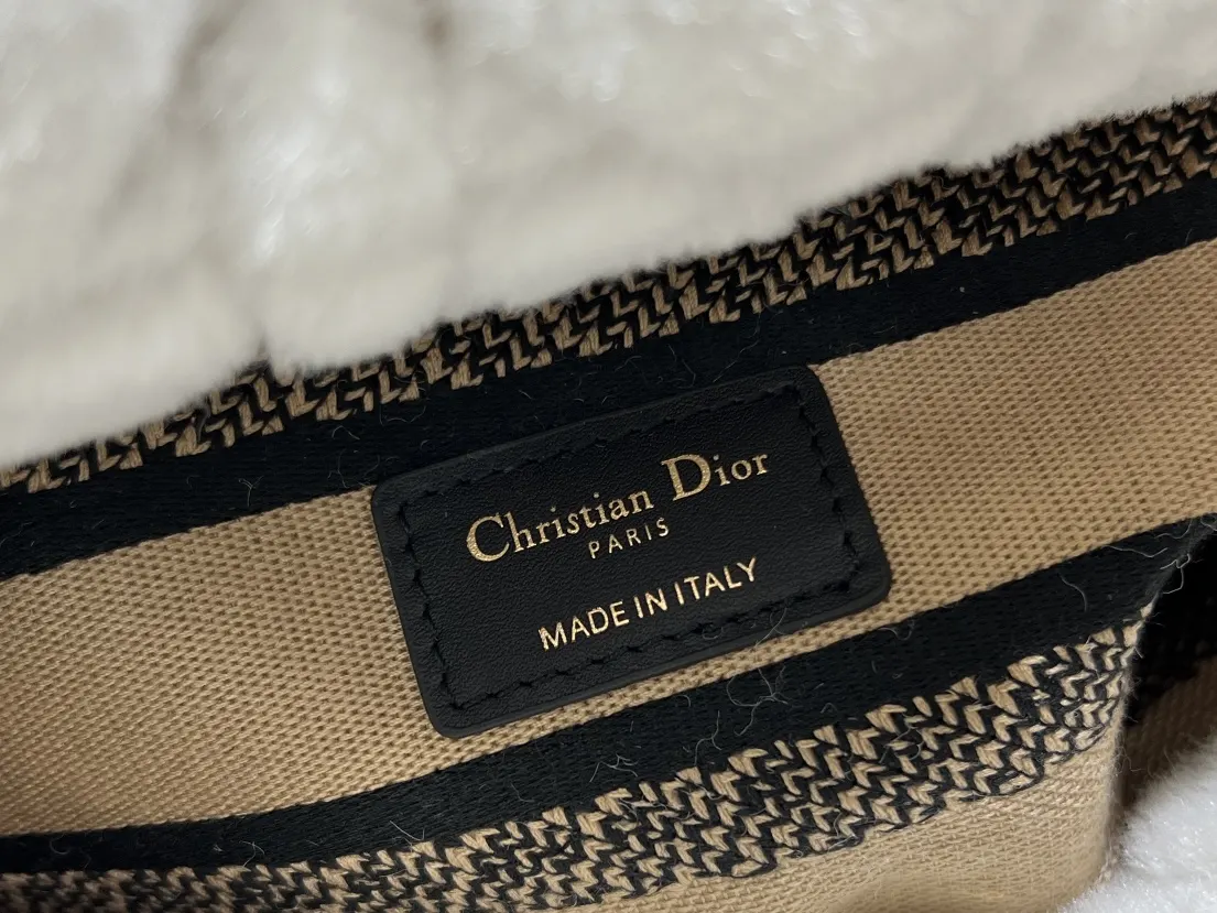 Dior 冲鸭 手提包 通勤手提款