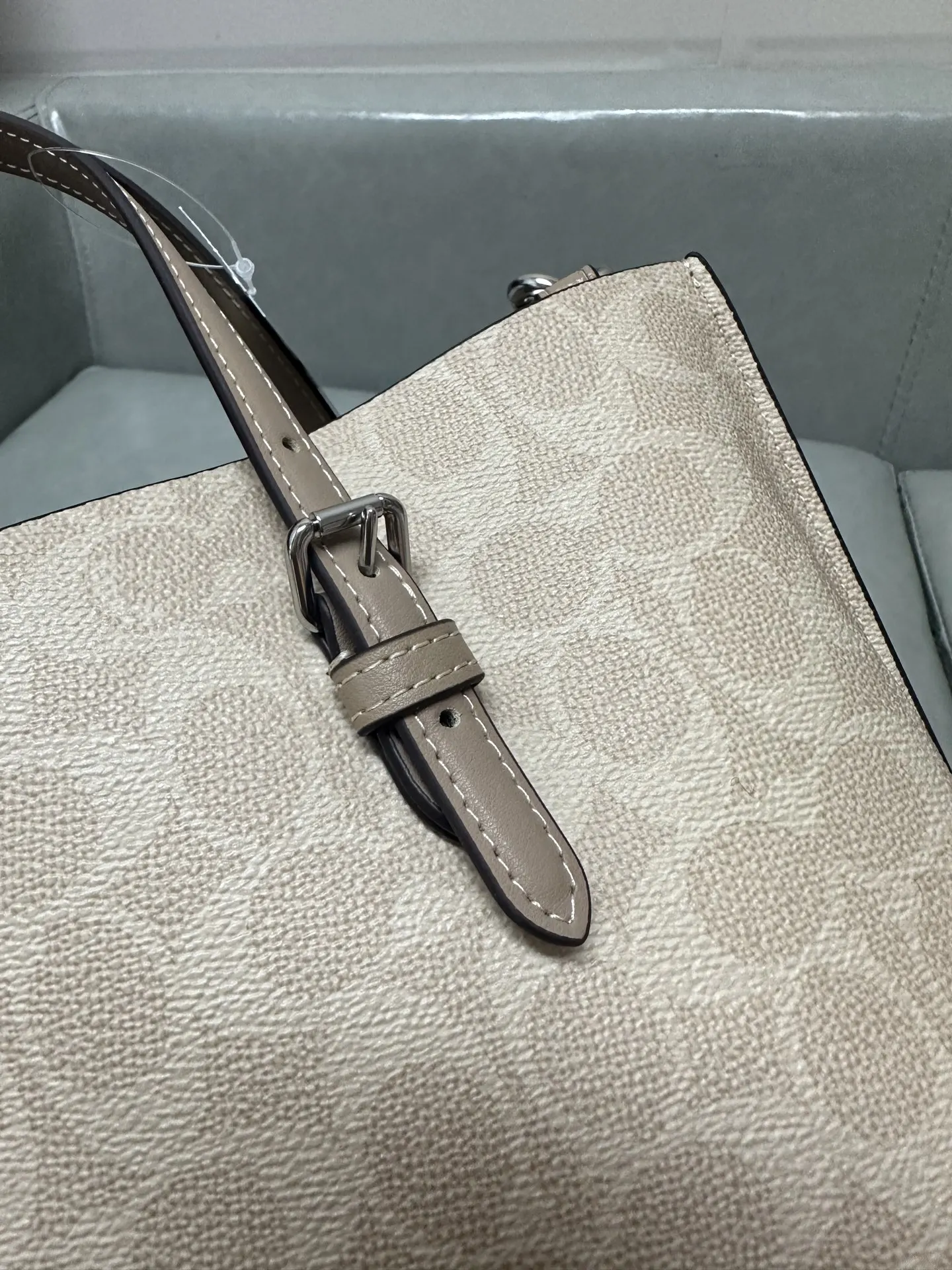Coach 帆布 托特包 大容量托特款