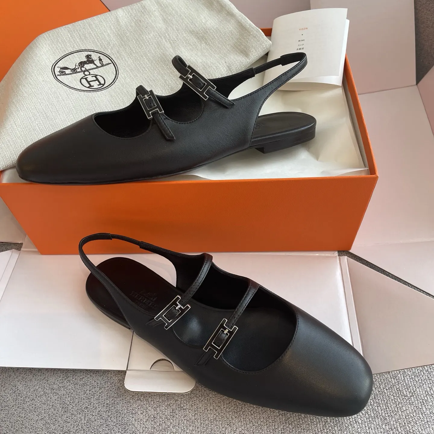 Hermès 羊皮 平底鞋(數字6) Hermès 羊皮 平底鞋(數字6)