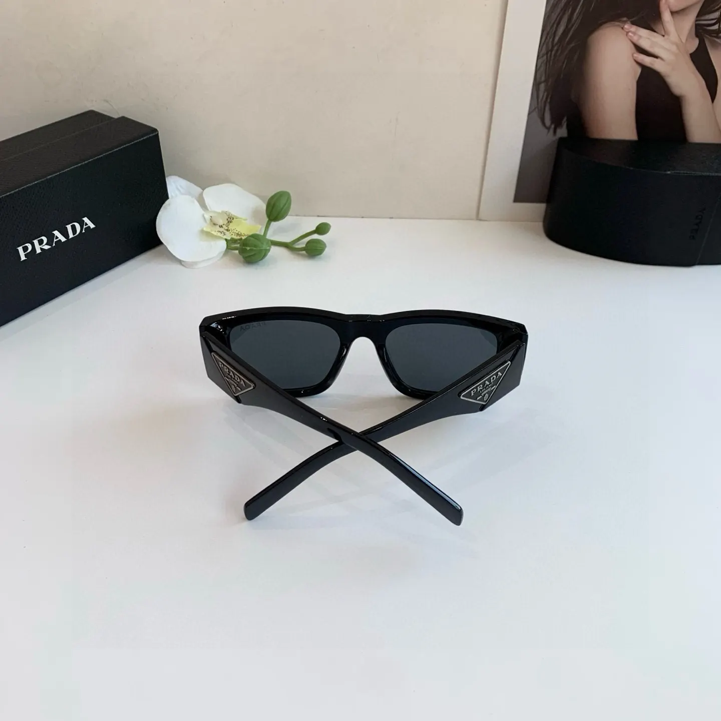Prada 三角標 太陽鏡