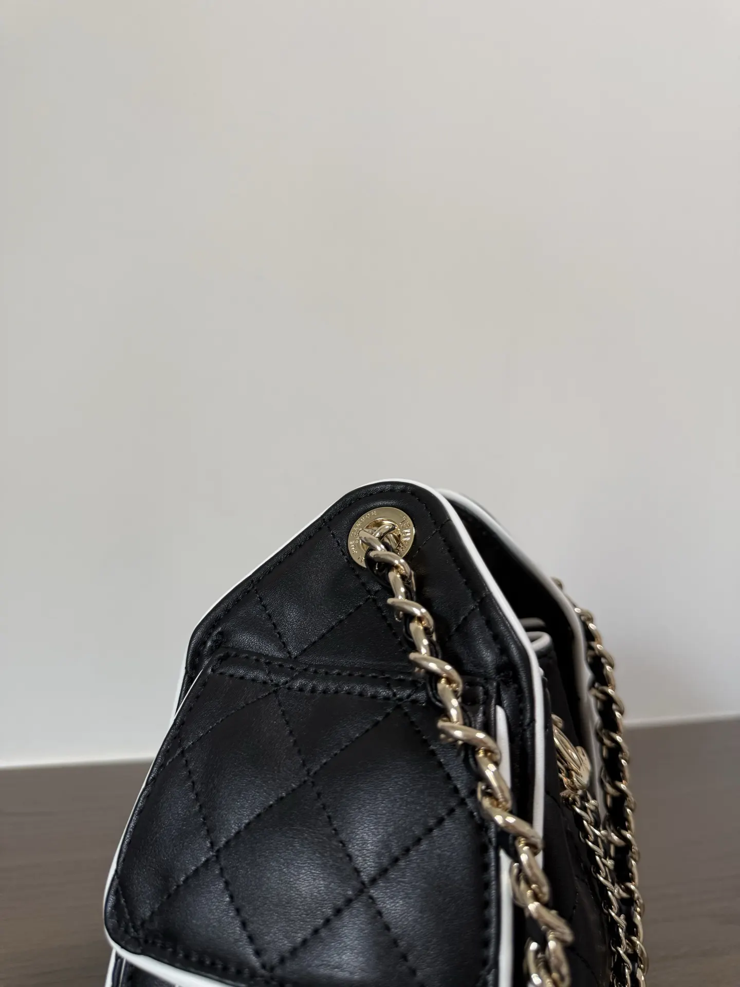 Chain Bag Leather