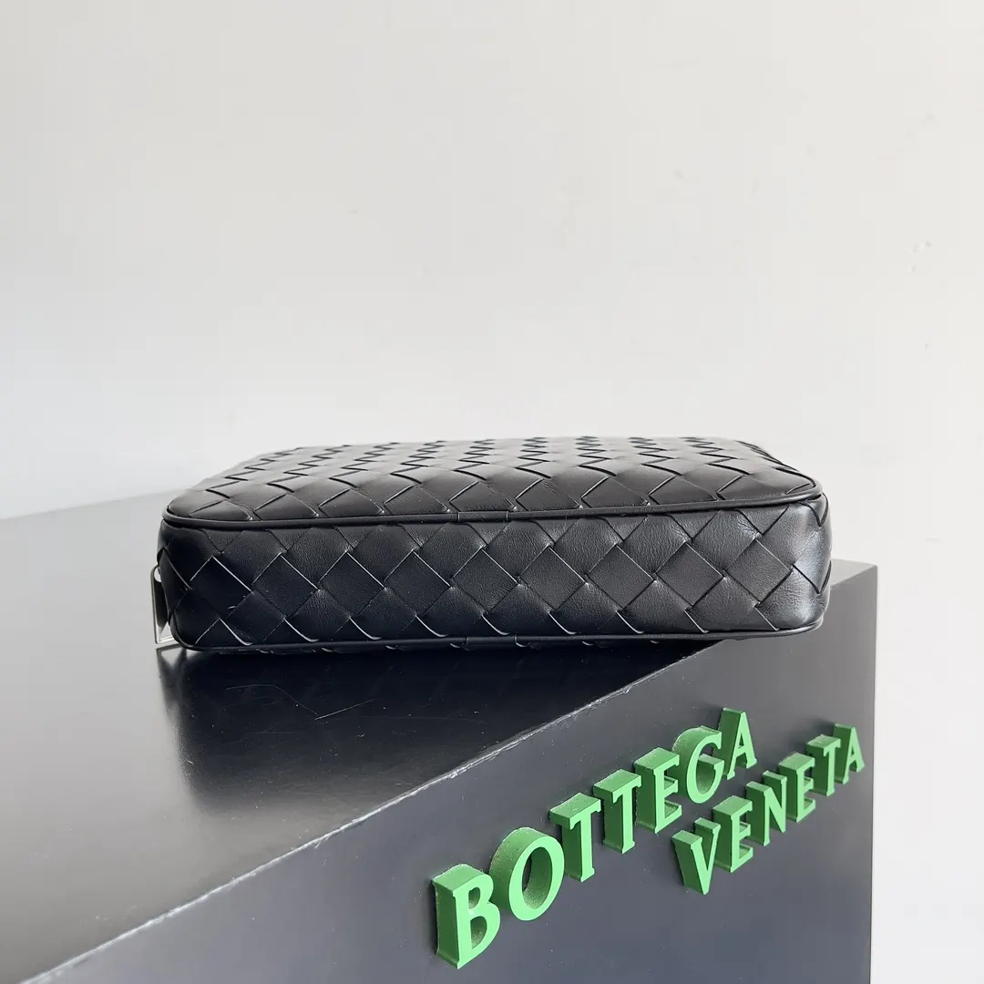 Bottega Veneta 手拿包 精致手拿款