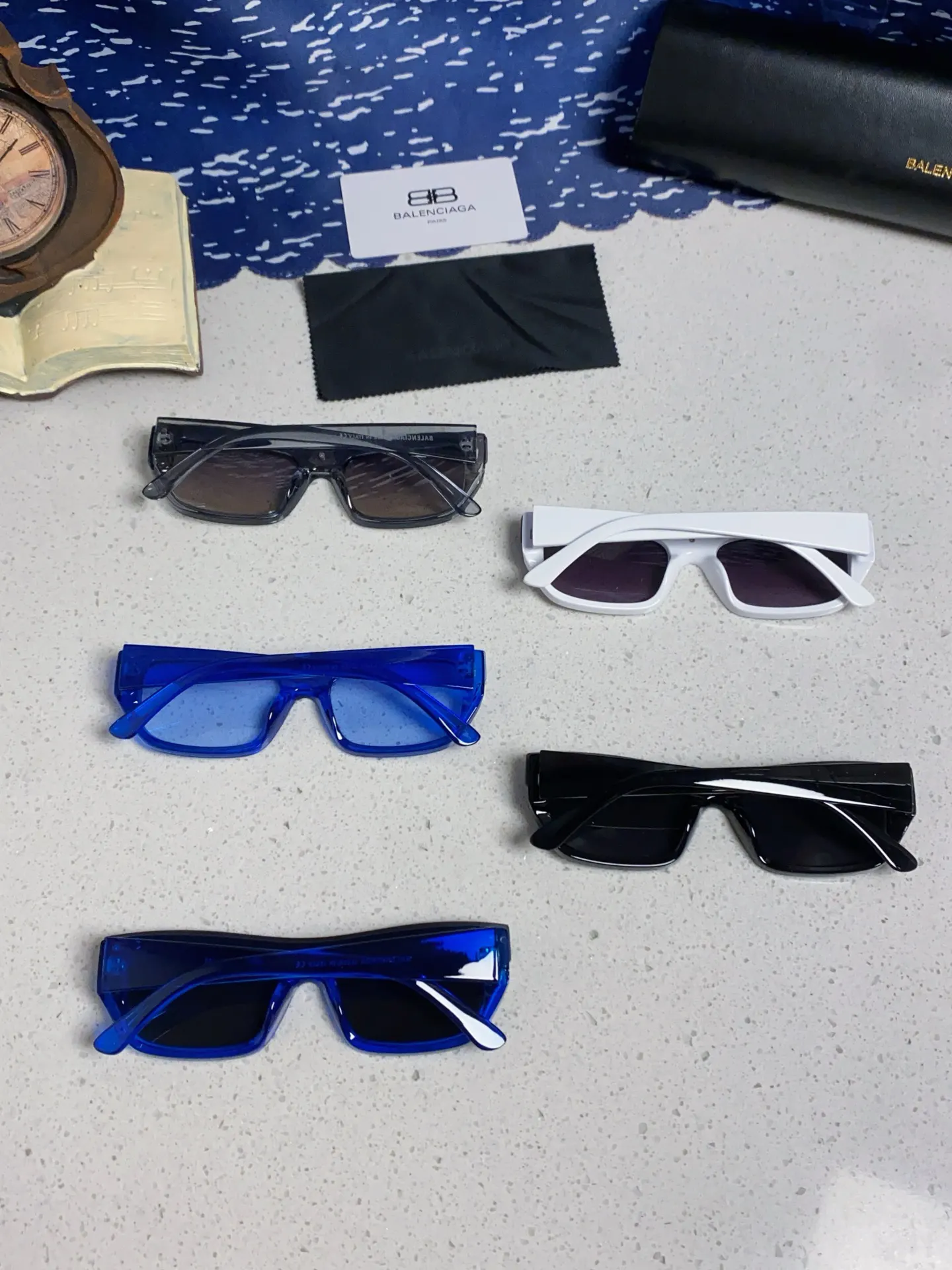 Balenciaga 太阳镜 精致搭配