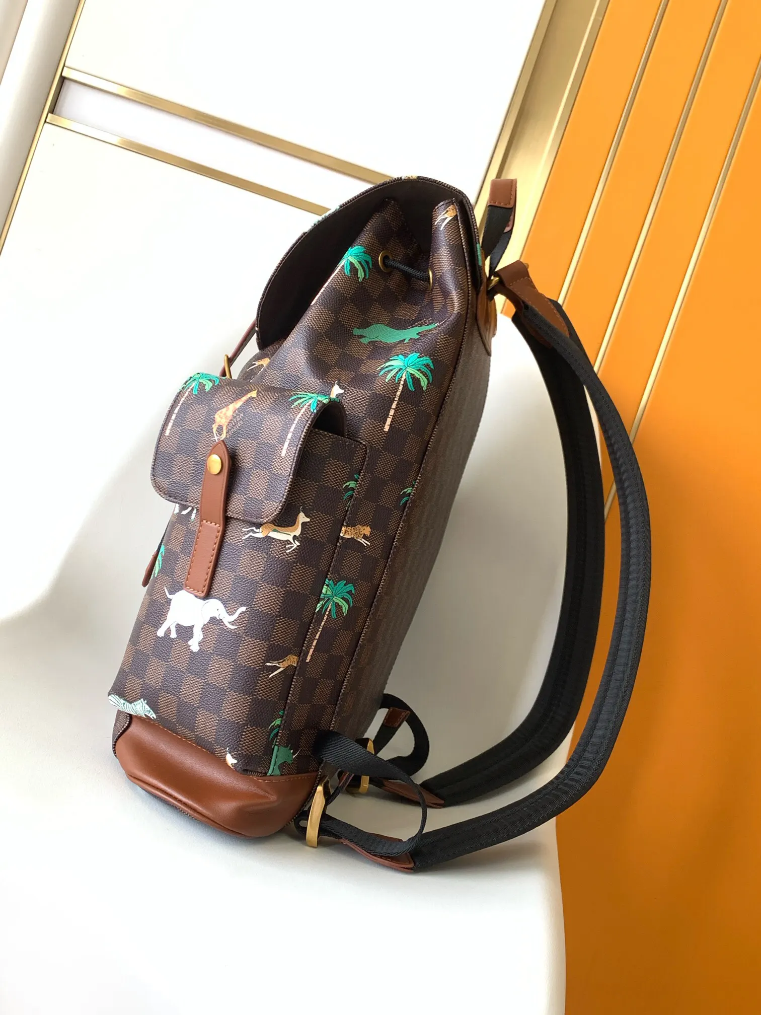 LV Christopher blue Monogram, backpack Image 2 LV Christopher blue Monogram, backpack Image 2