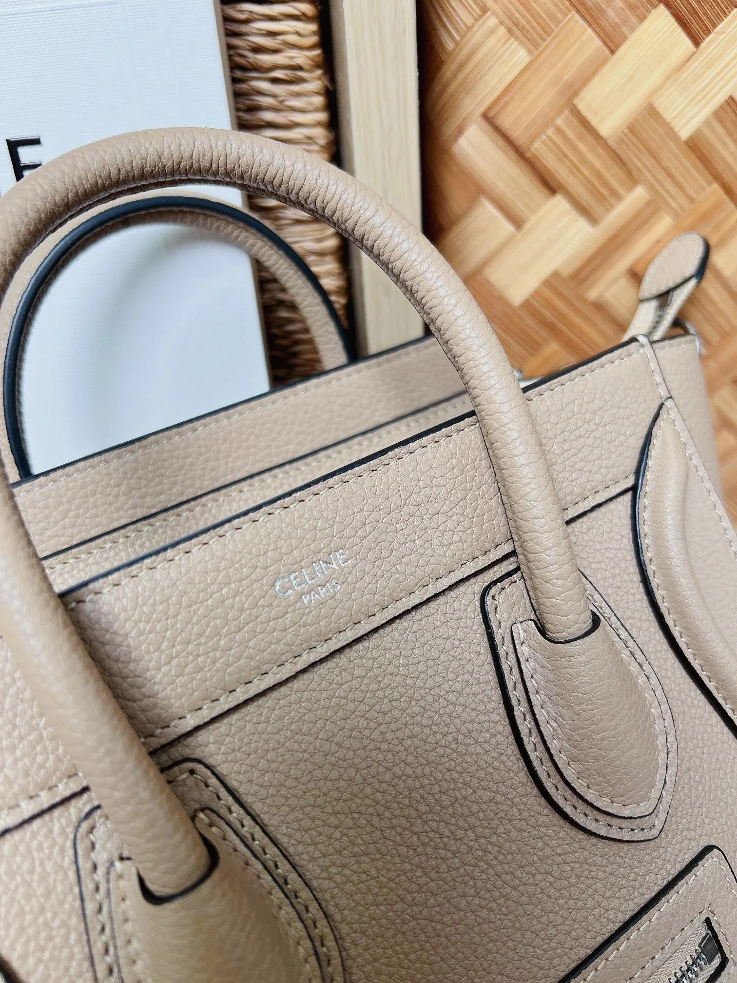 Crossbody Bag Lightweight Leather