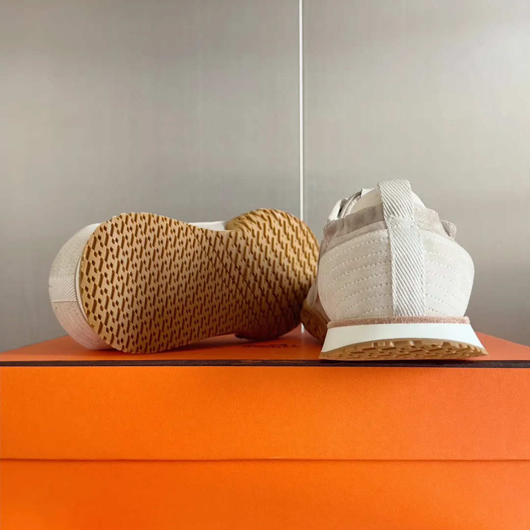 Hermès 运动鞋