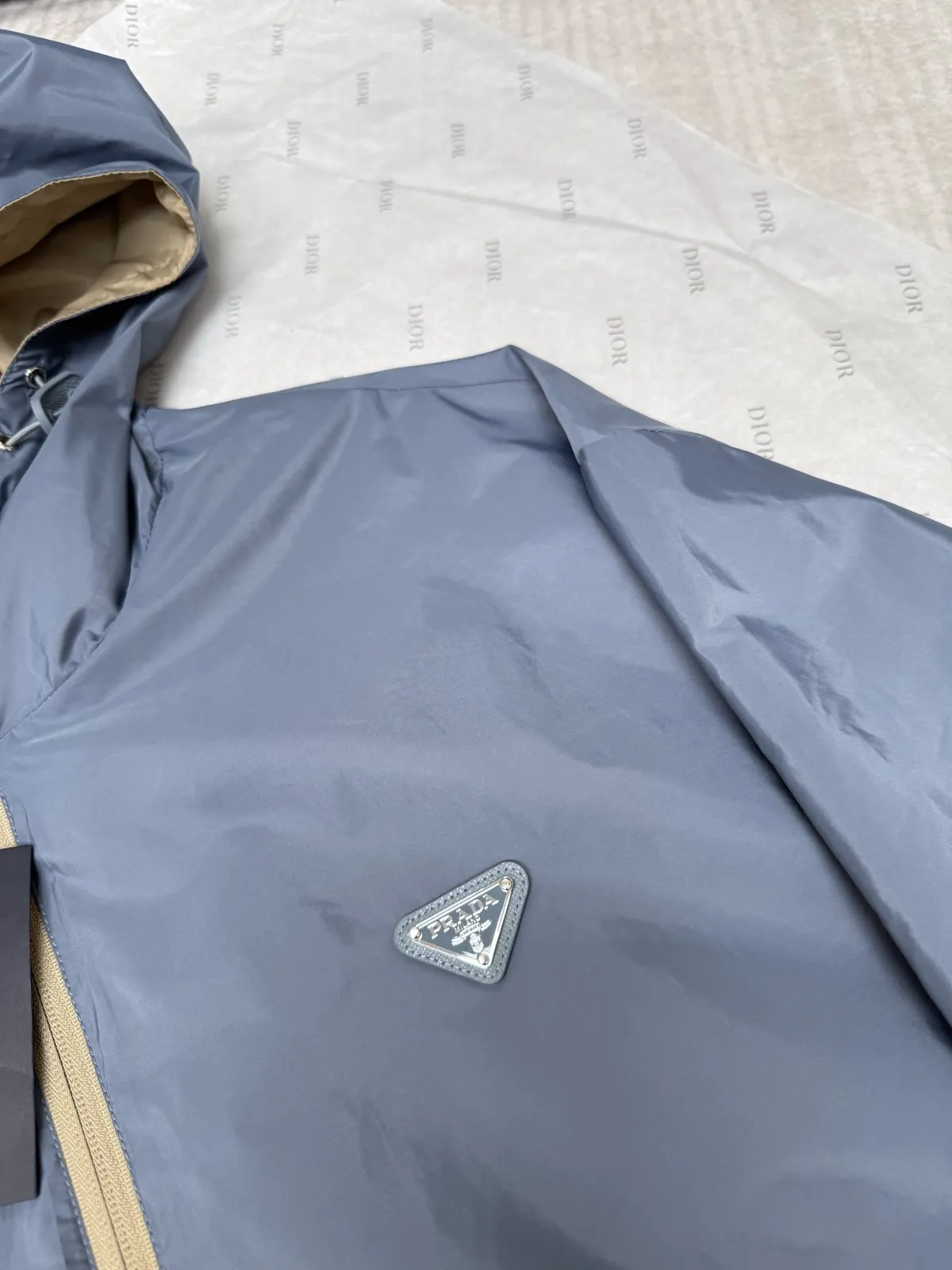 Prada Re-Nylon 尼龍 三角标 外套 通勤休闲