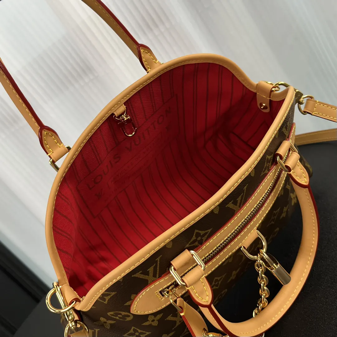 Cosmetic Pouch