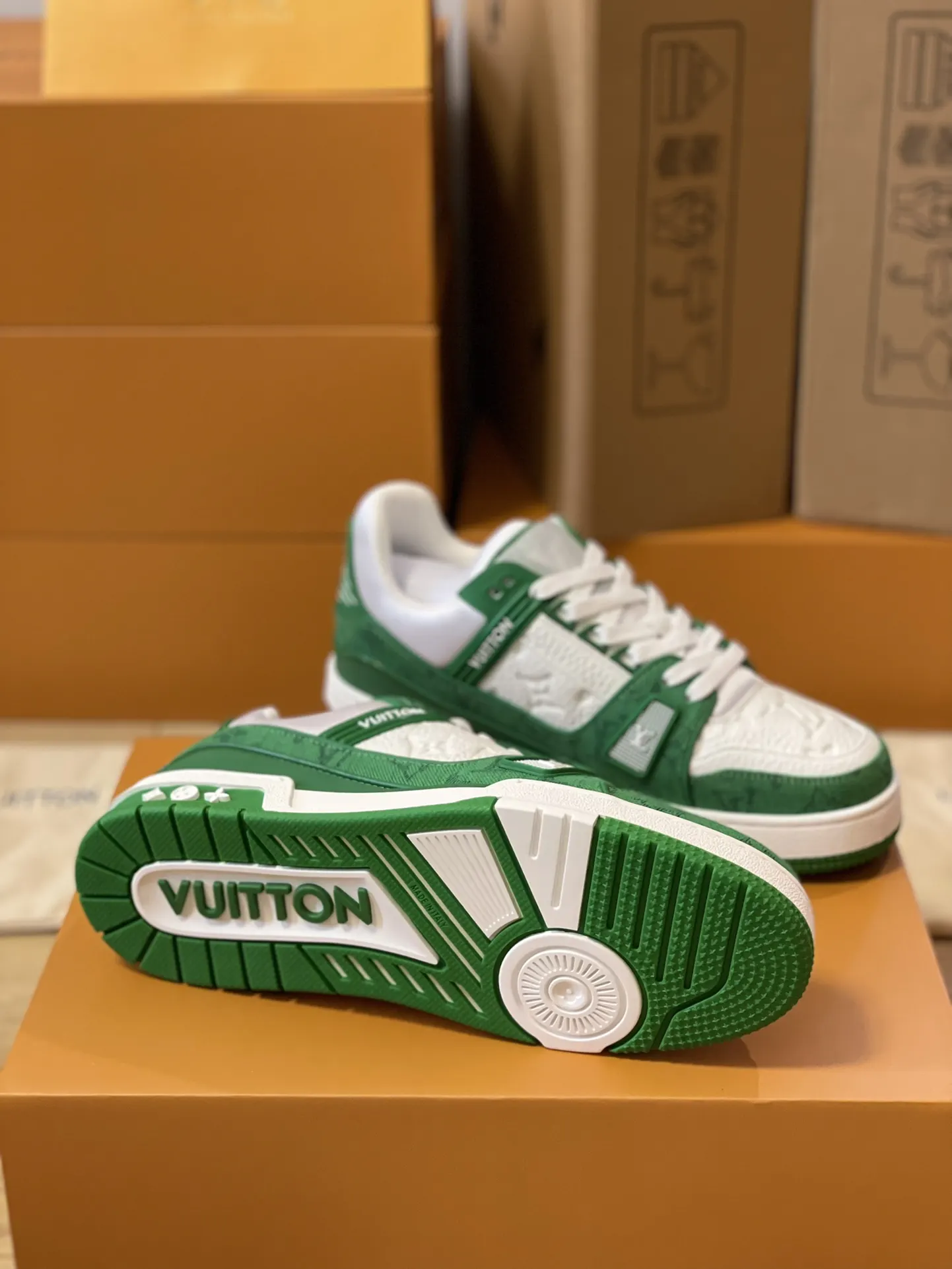 Louis Vuitton 运动鞋