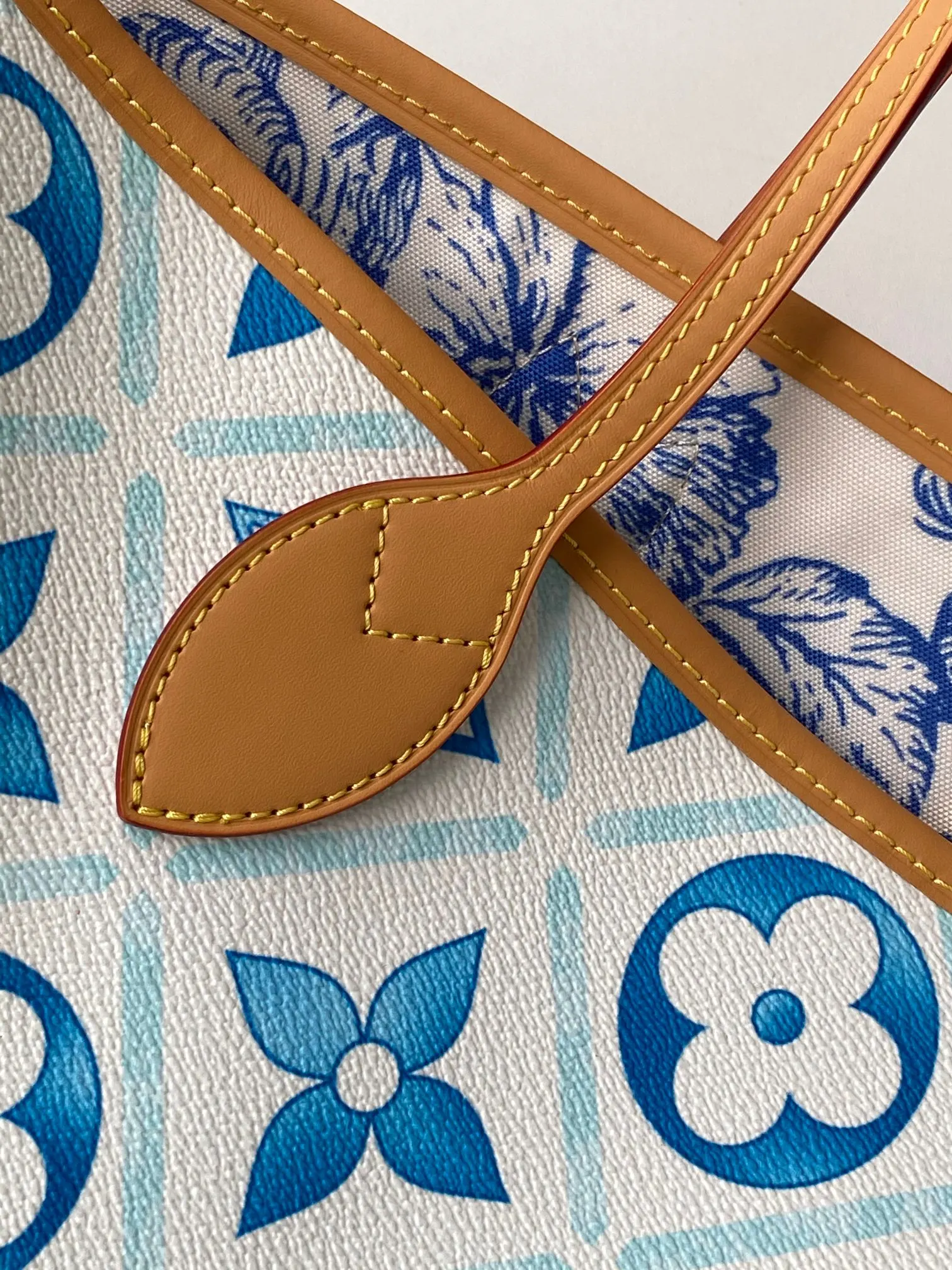 LV Neverfull 蓝色 红色 帆布 托特包 大容量托特款